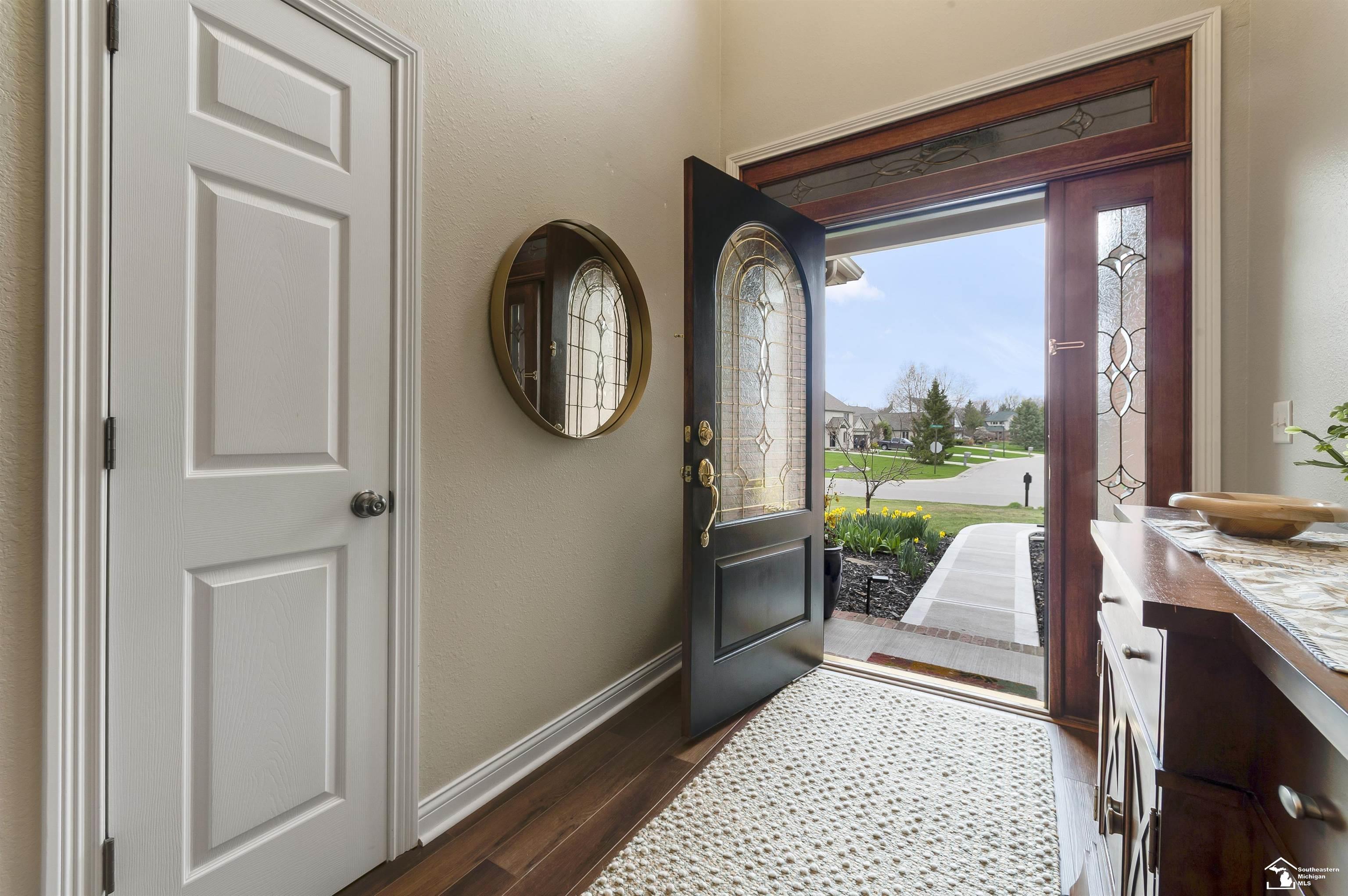 785 Saint James Park Avenue, Monroe, MI, 48161