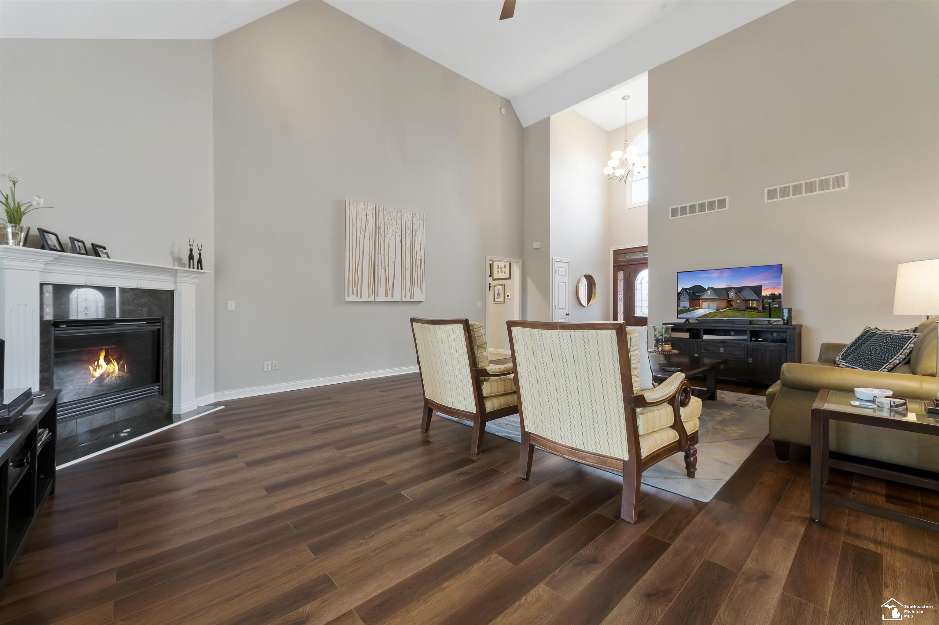 785 Saint James Park Avenue, Monroe, MI, 48161