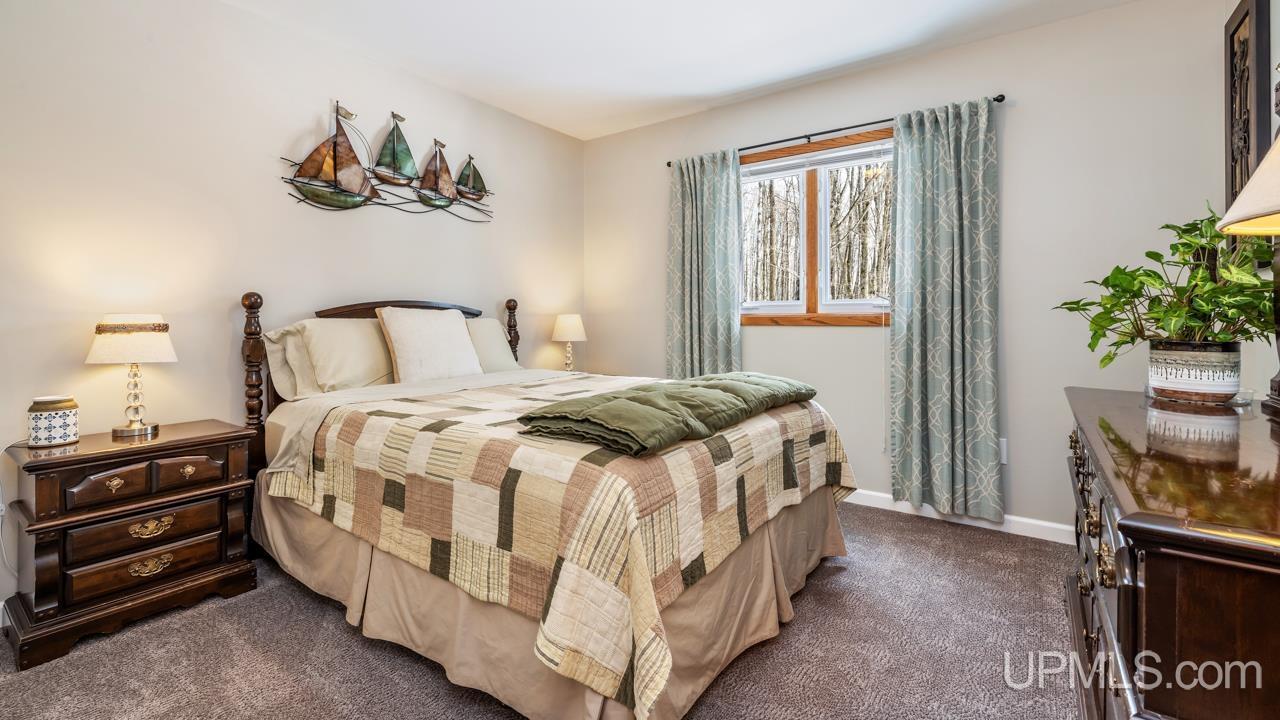 W8636 Lynch Road, Iron Mountain, MI, 49801