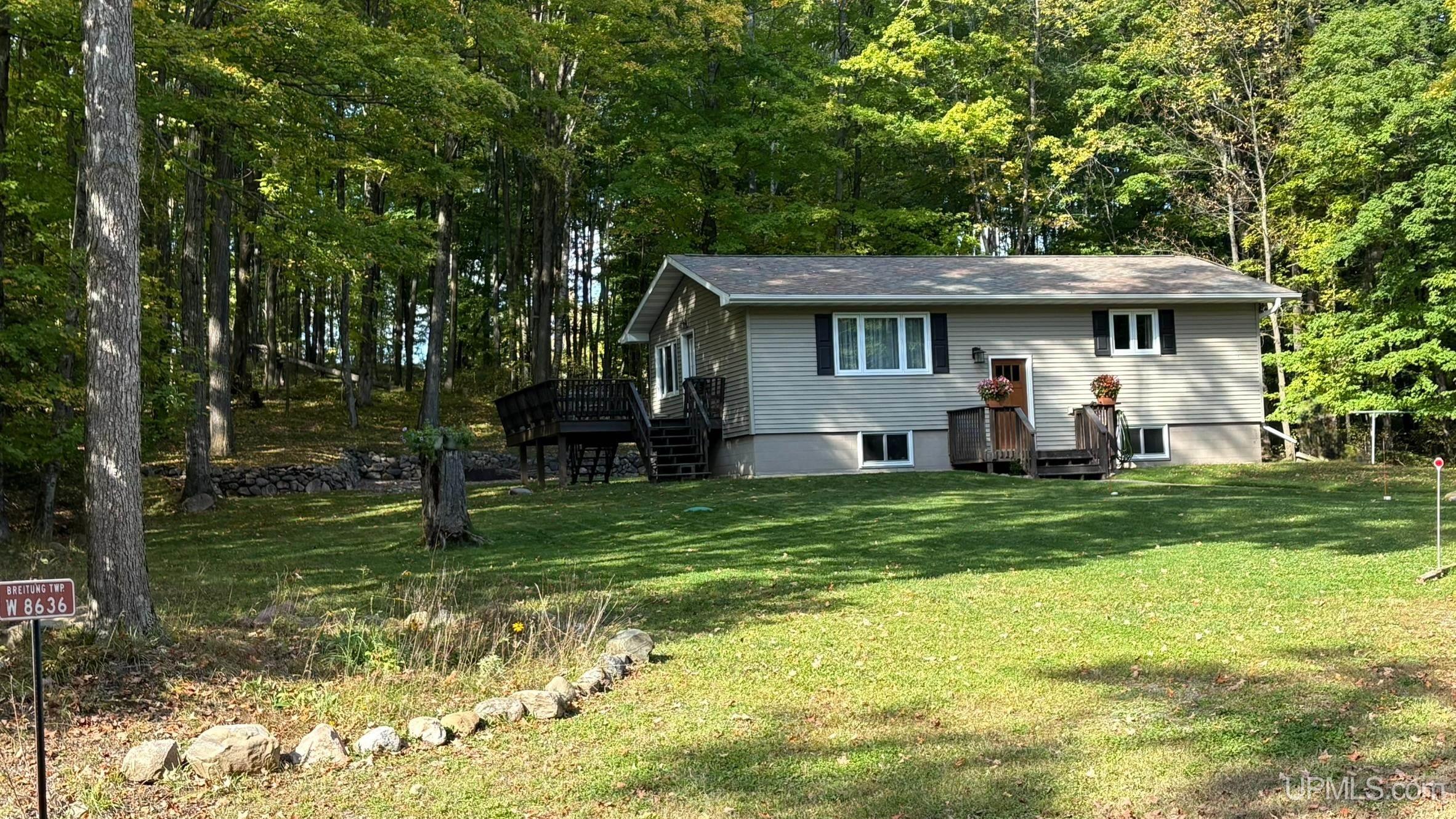 W8636 Lynch Road, Iron Mountain, MI, 49801