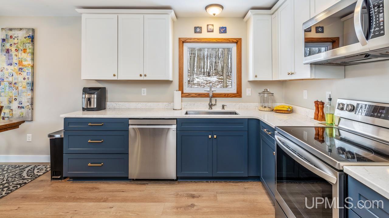 W8636 Lynch Road, Iron Mountain, MI, 49801