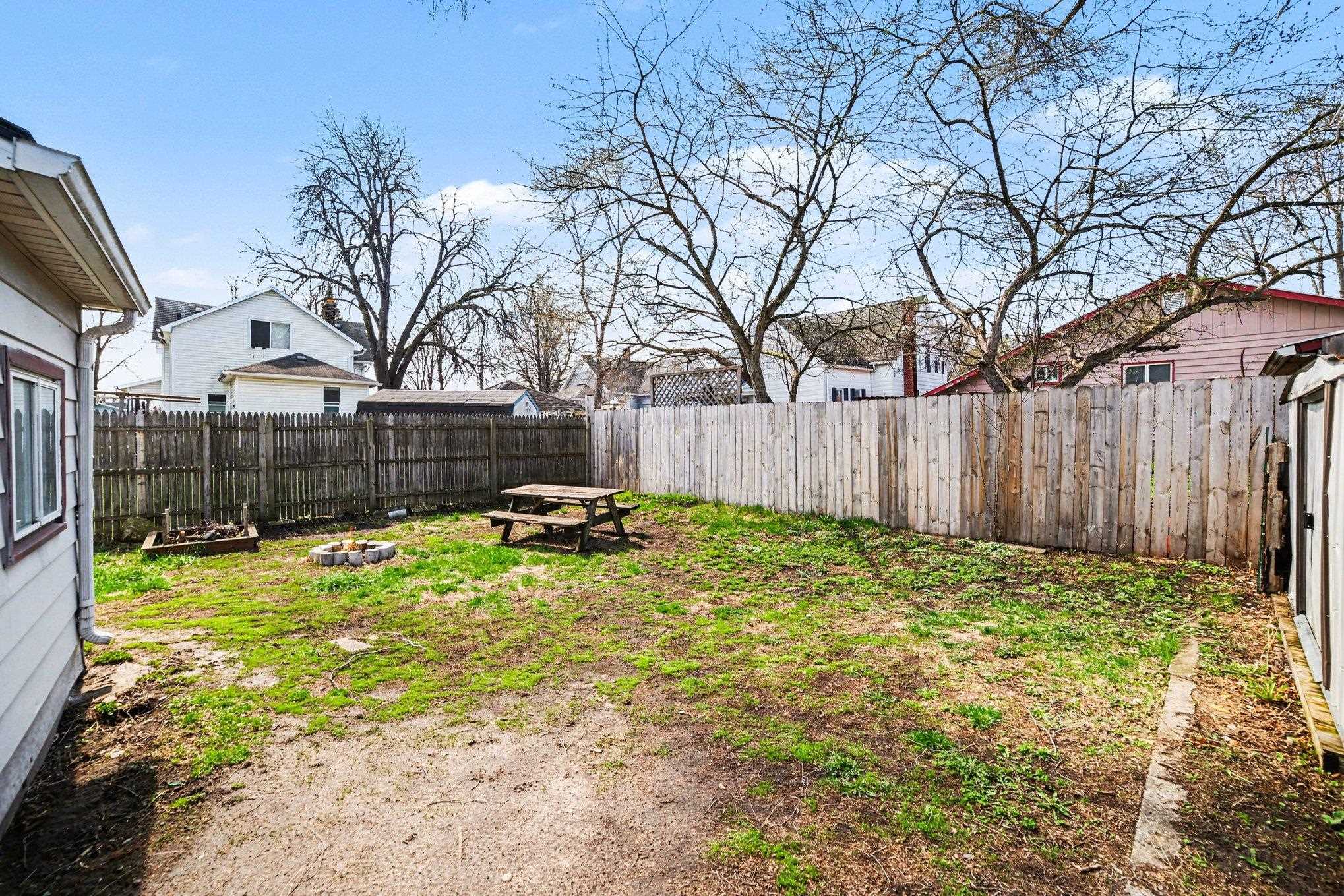 1003 N Linn Street, Bay City, MI, 48706