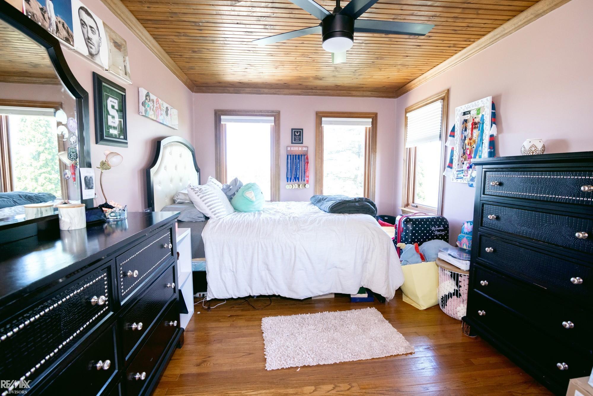 51244 Forster Lane, Shelby, MI, 48316