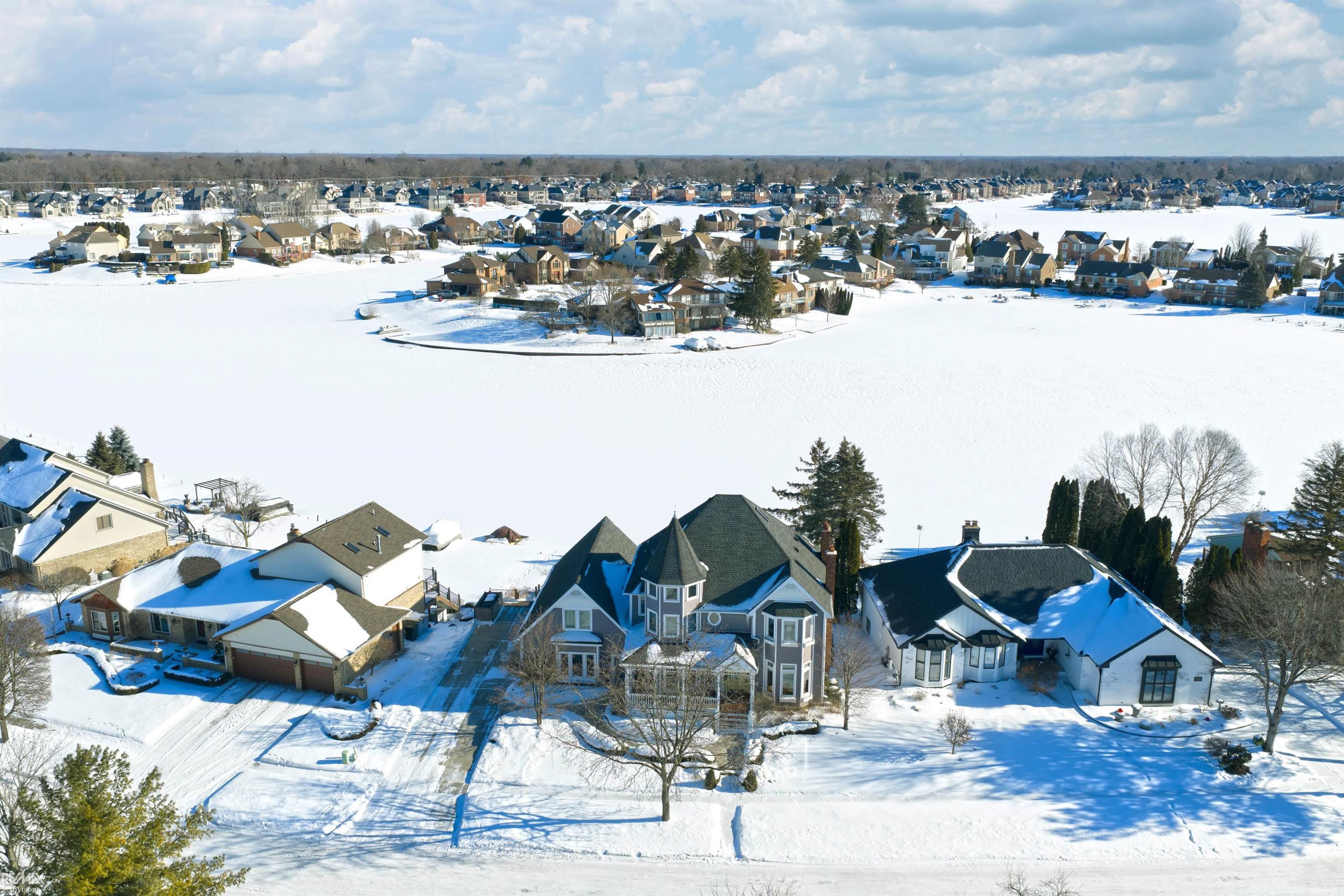 51244 Forster Lane, Shelby, MI, 48316