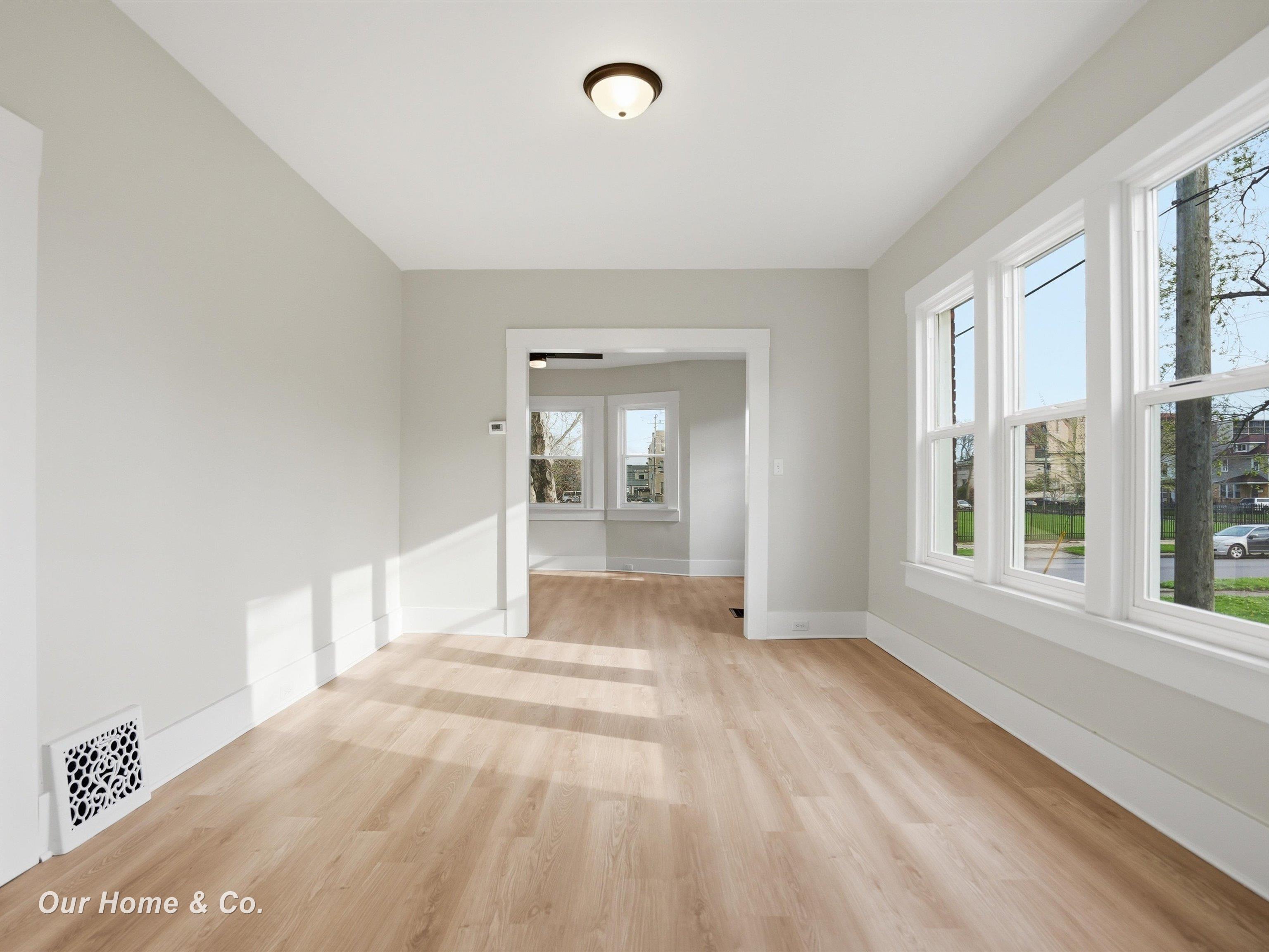 1956 Lothrop Street, Detroit, MI, 48206-2631