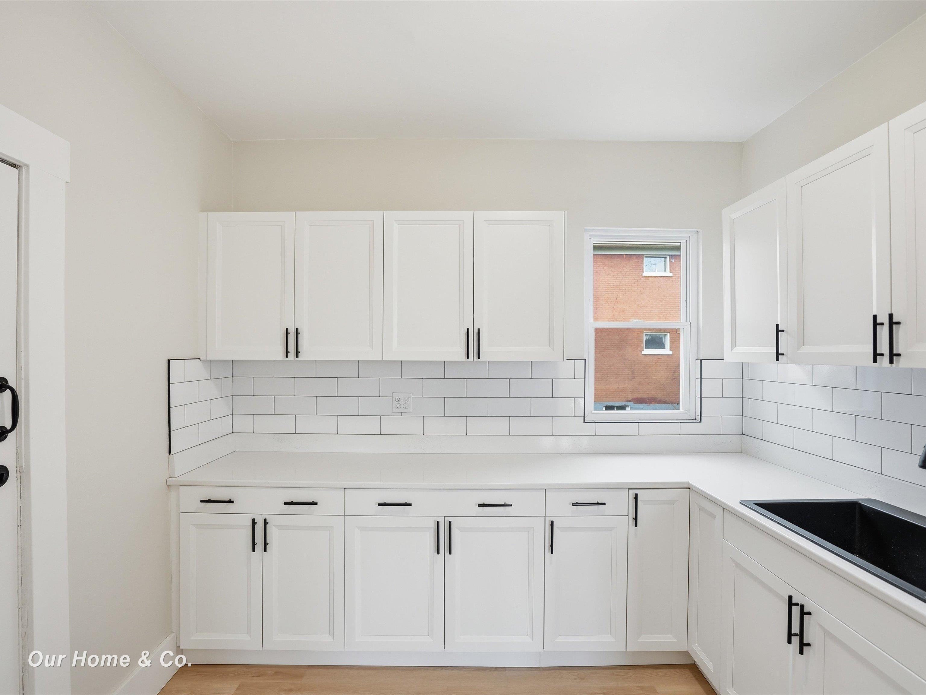 1956 Lothrop Street, Detroit, MI, 48206-2631