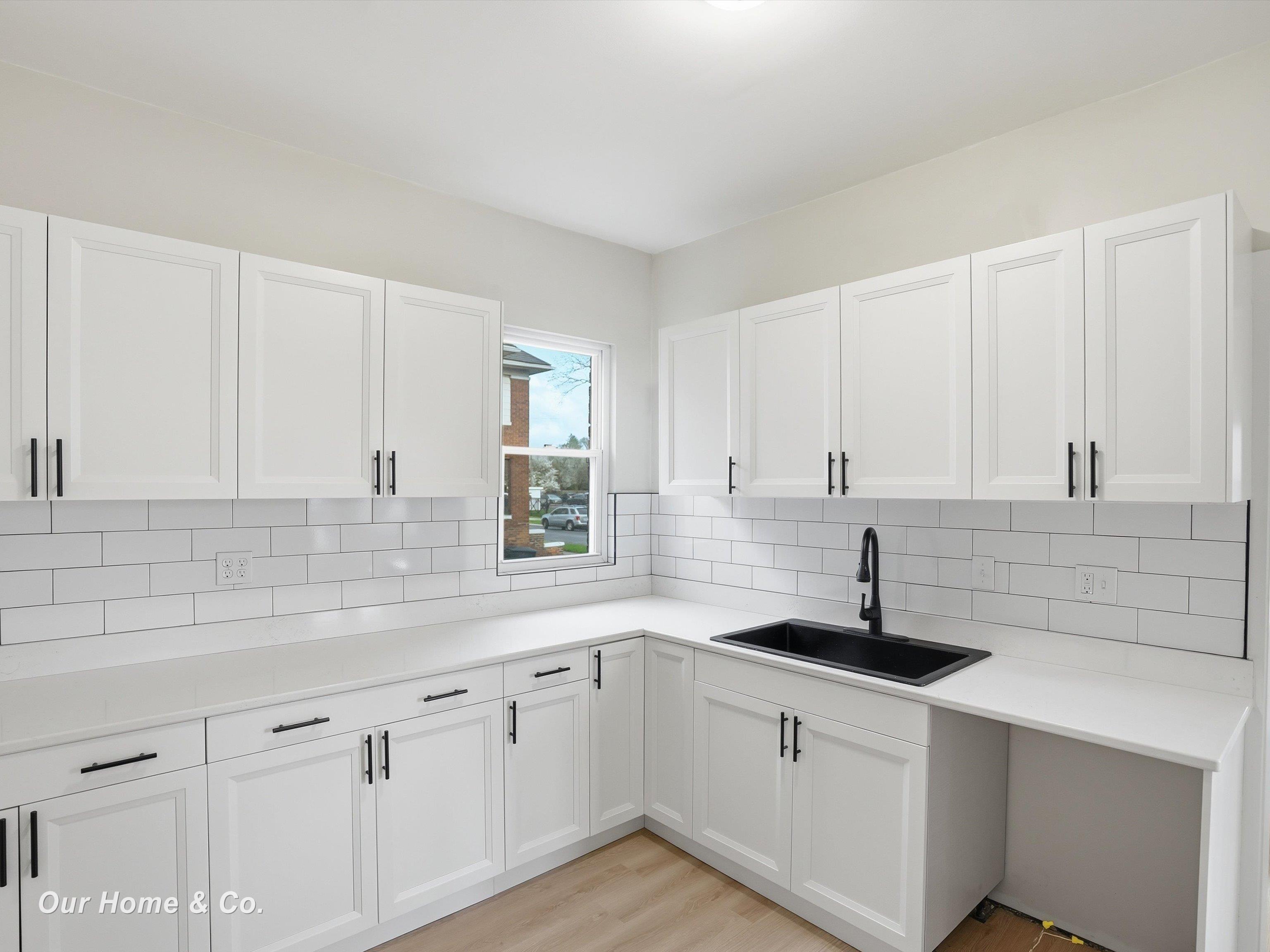 1956 Lothrop Street, Detroit, MI, 48206-2631