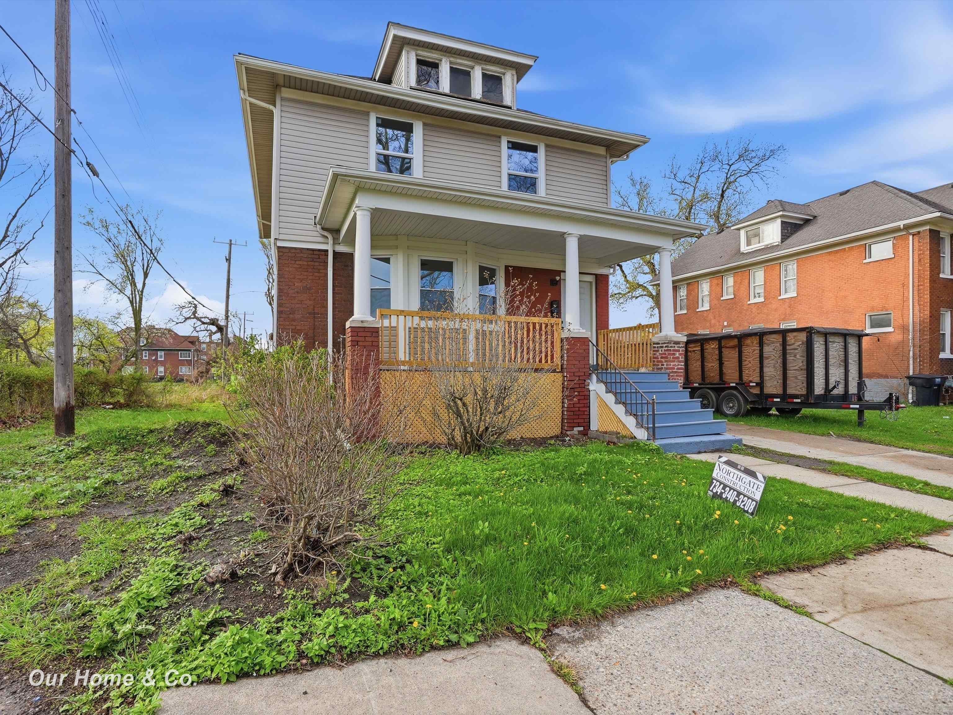 1956 Lothrop Street, Detroit, MI, 48206-2631