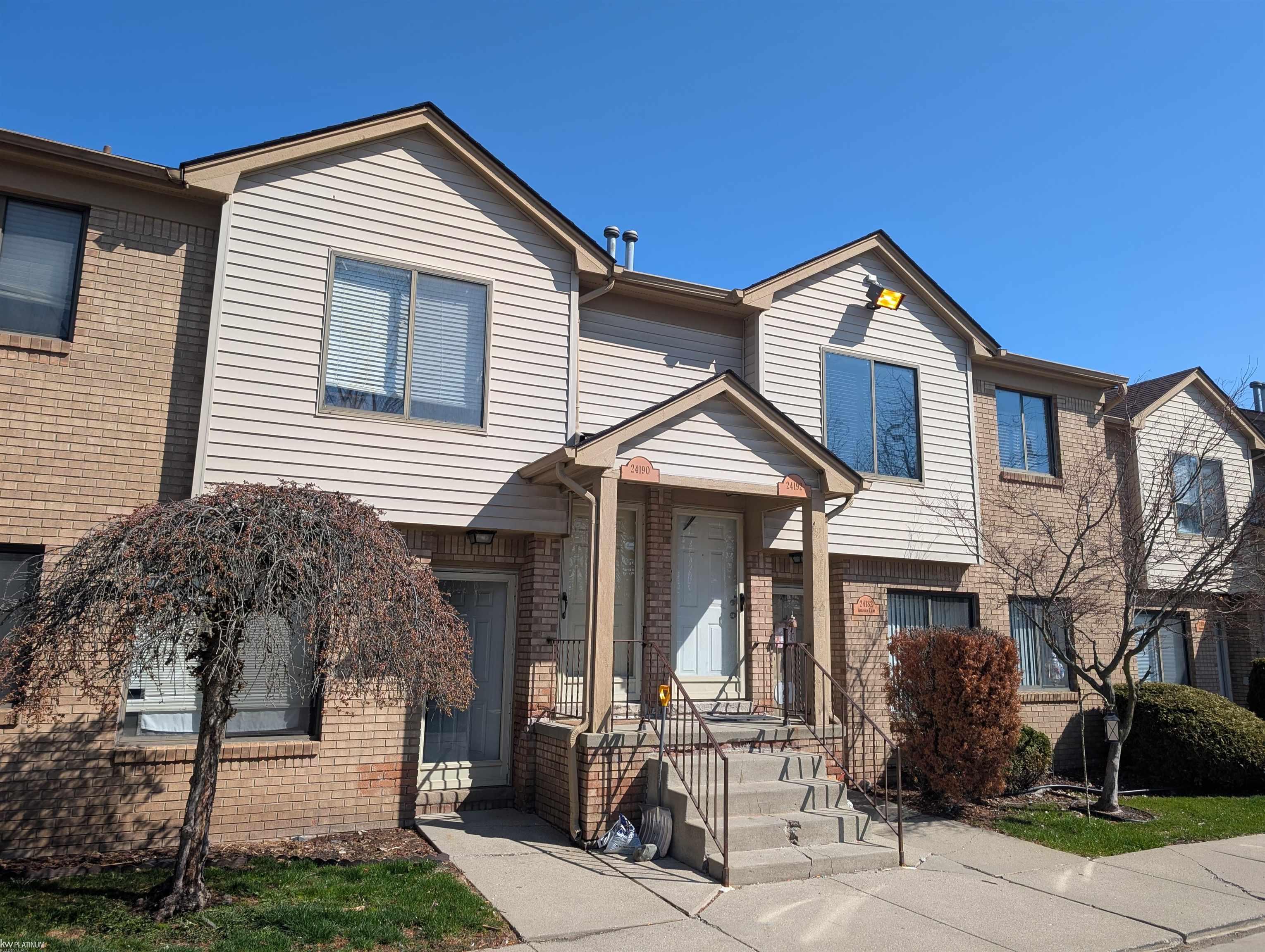 24192 Ashford Lane, Clinton Township, MI, 48036