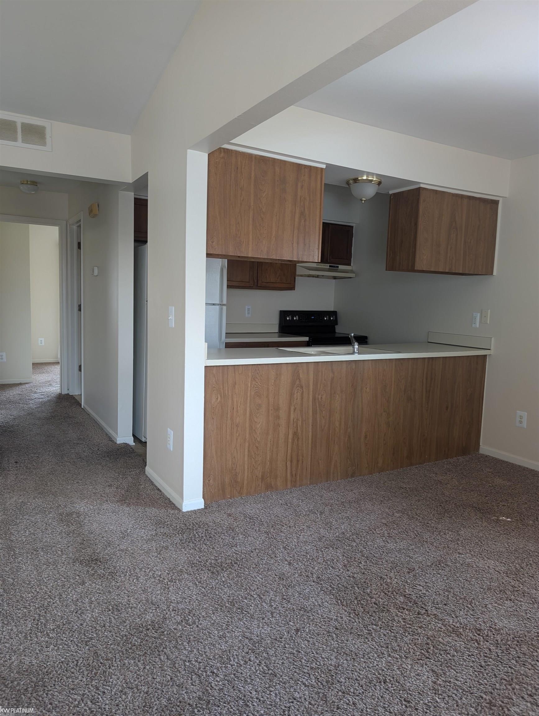 24192 Ashford Lane, Clinton Township, MI, 48036