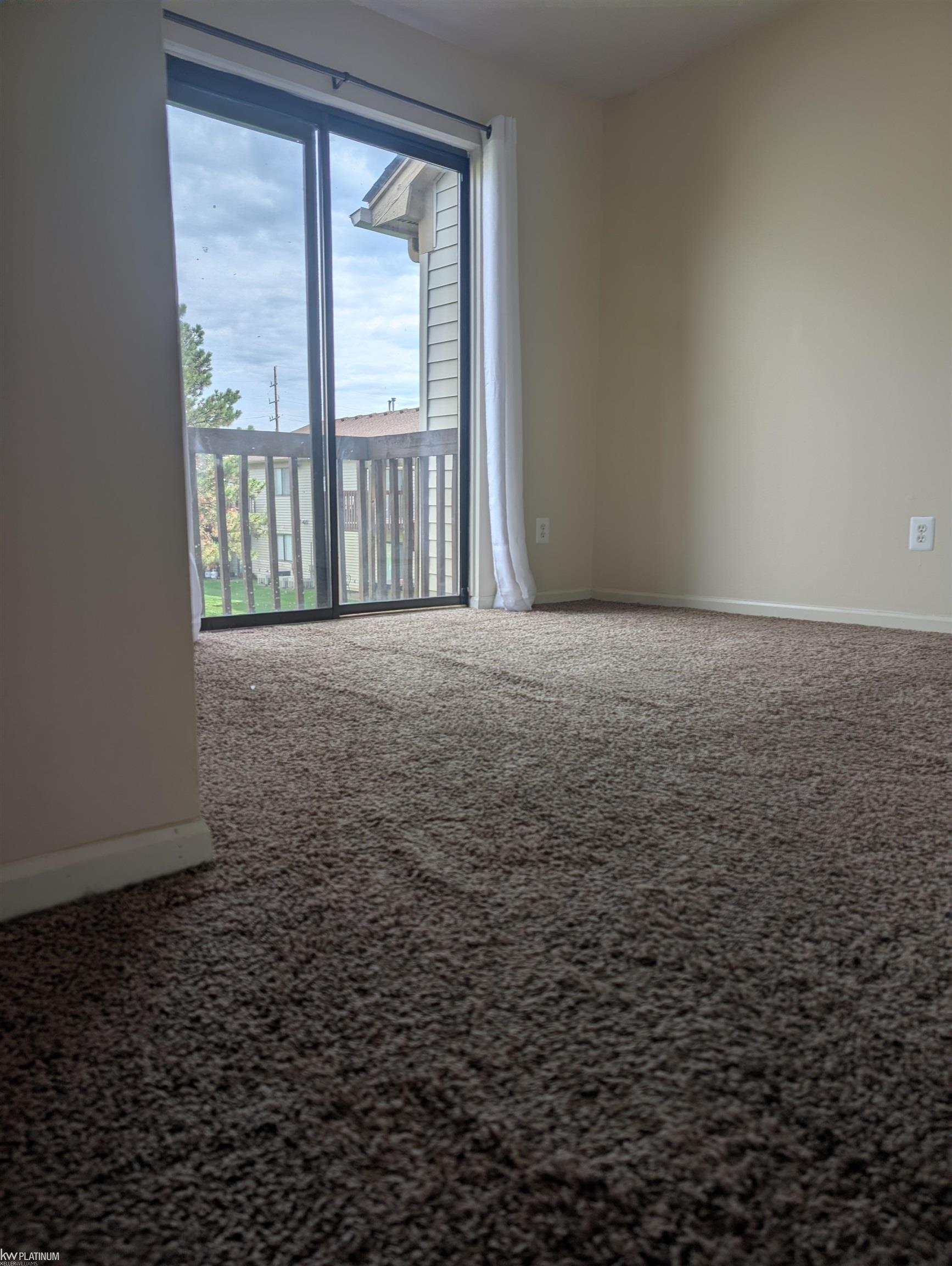 24192 Ashford Lane, Clinton Township, MI, 48036