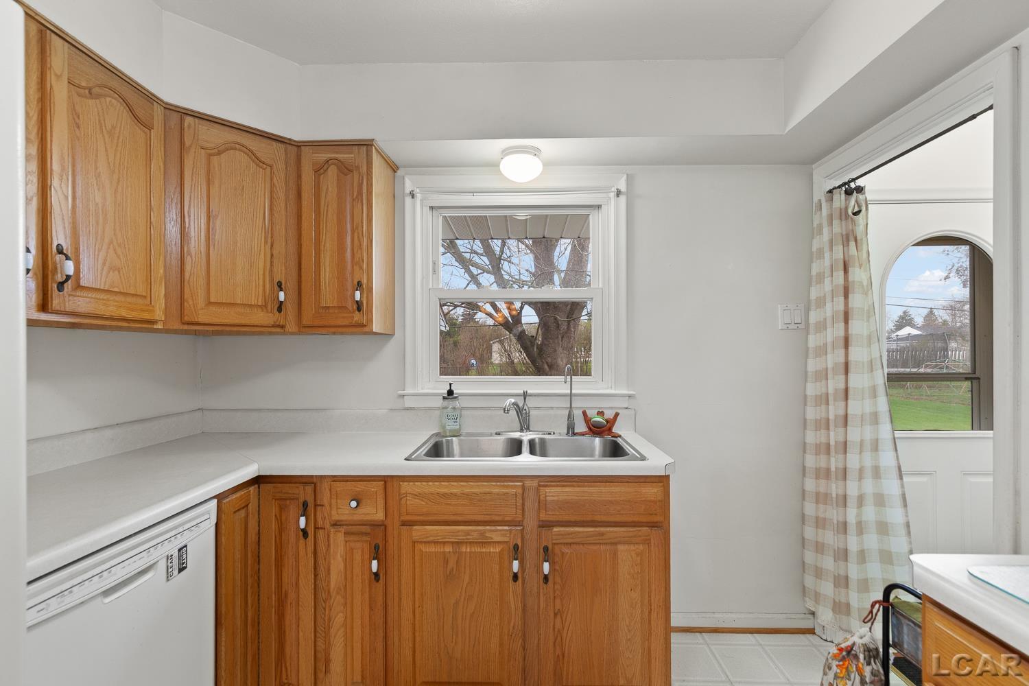 507 Adrian Street, Tecumseh, MI, 49286