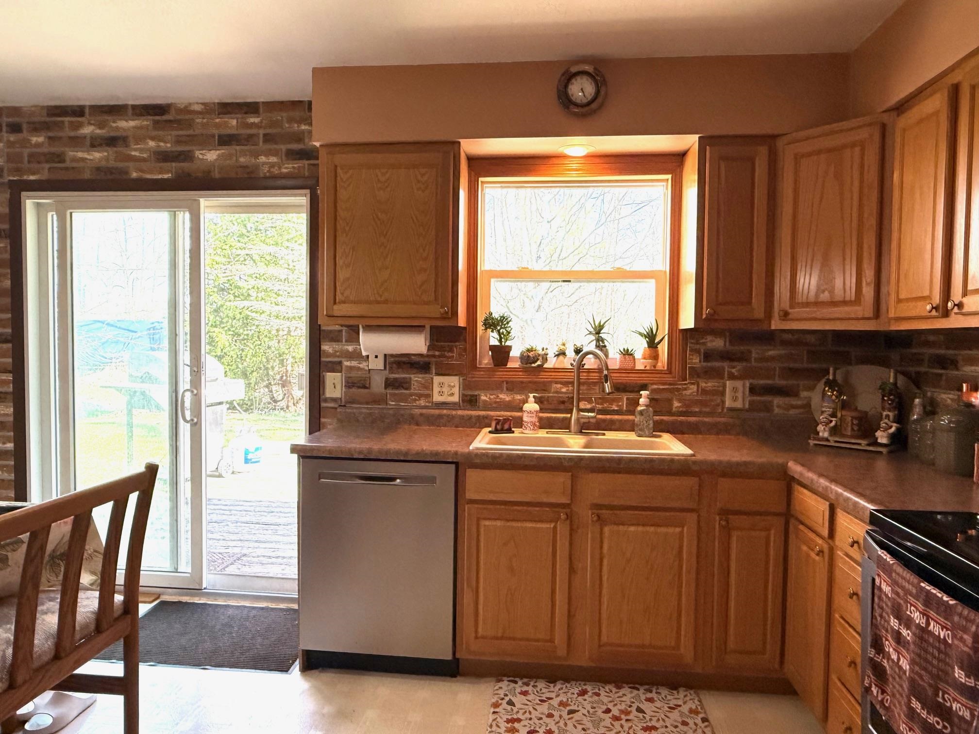 106 River Trail Drive, Bay City, MI, 48706