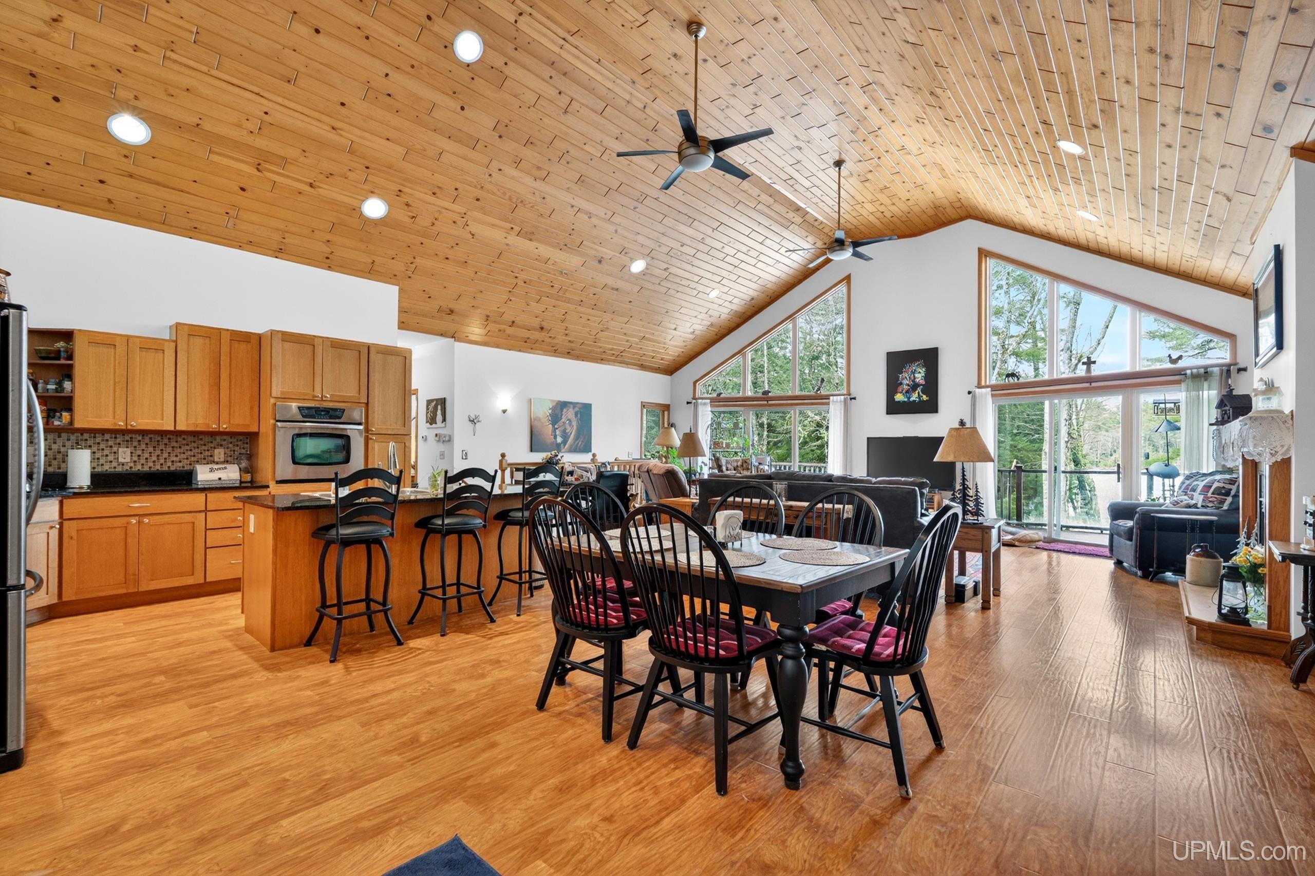 15176 33rd Road, Wetmore, MI, 49895