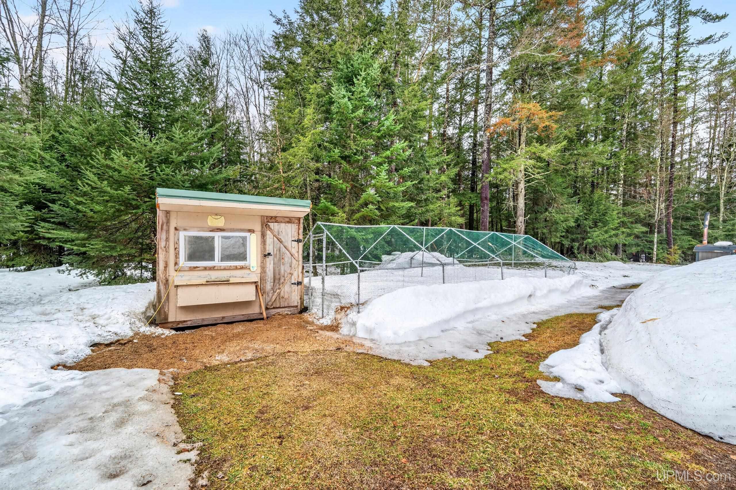 15176 33rd Road, Wetmore, MI, 49895