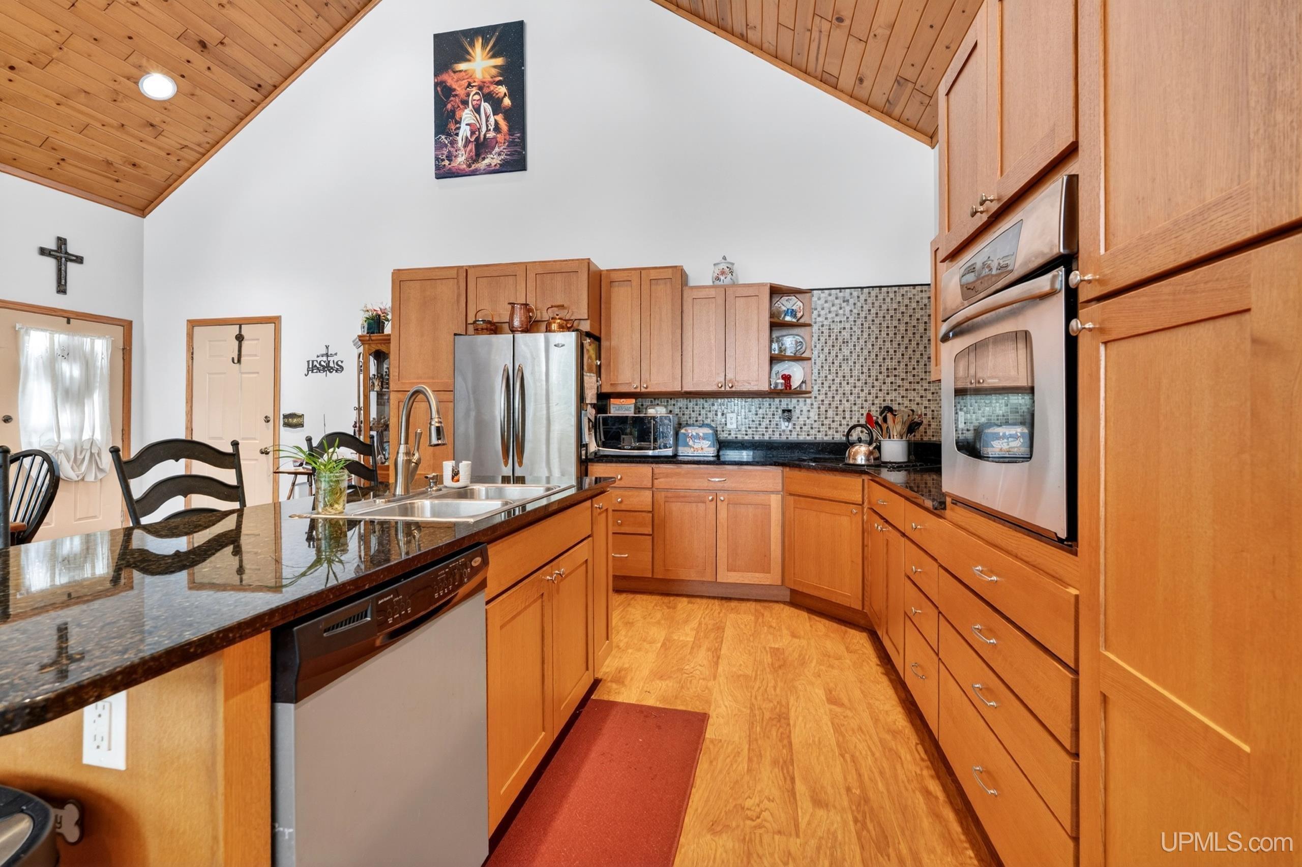 15176 33rd Road, Wetmore, MI, 49895