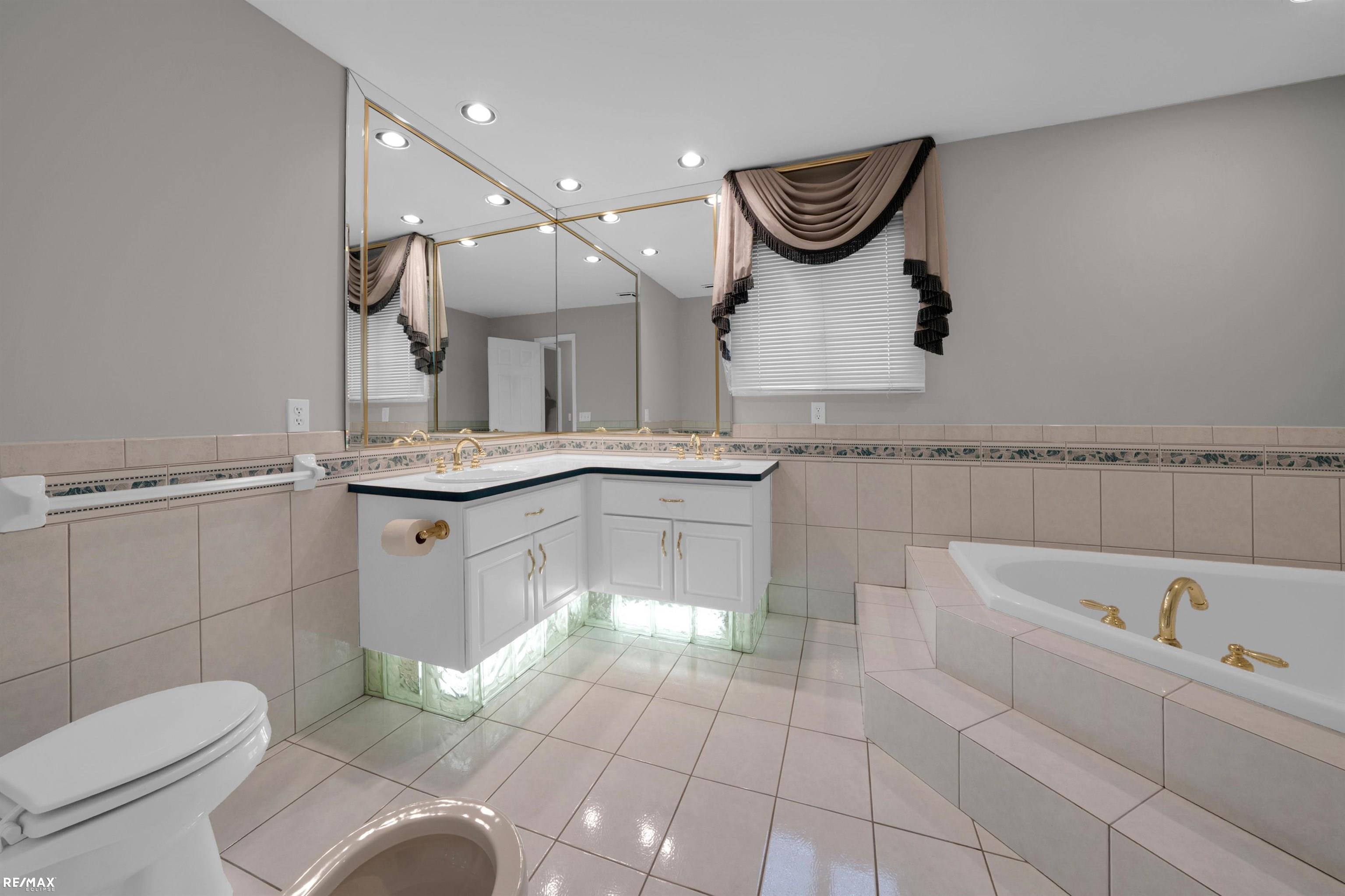 14155 Glenwood Drive, Shelby Twp, MI, 48315