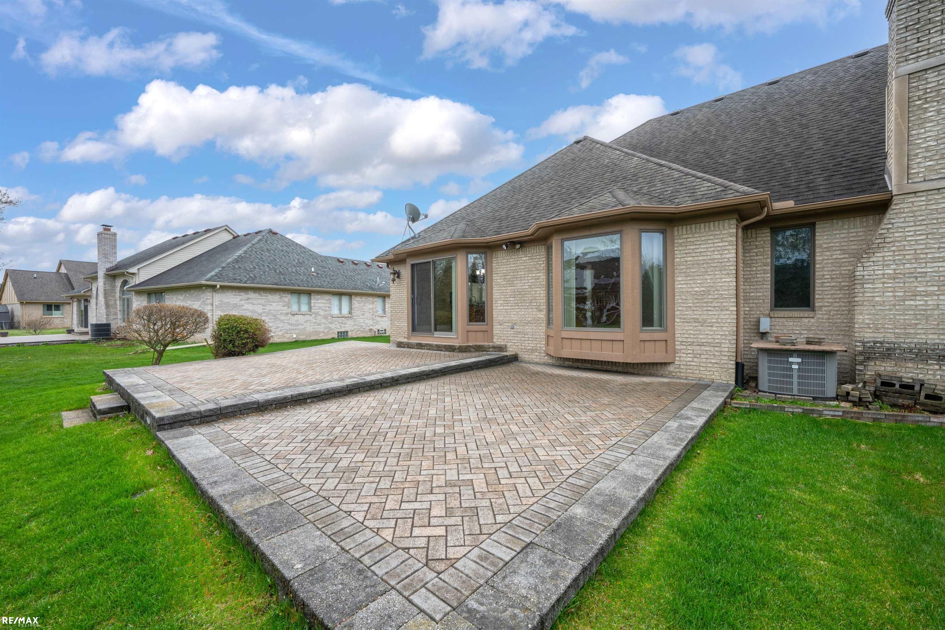 14155 Glenwood Drive, Shelby Twp, MI, 48315