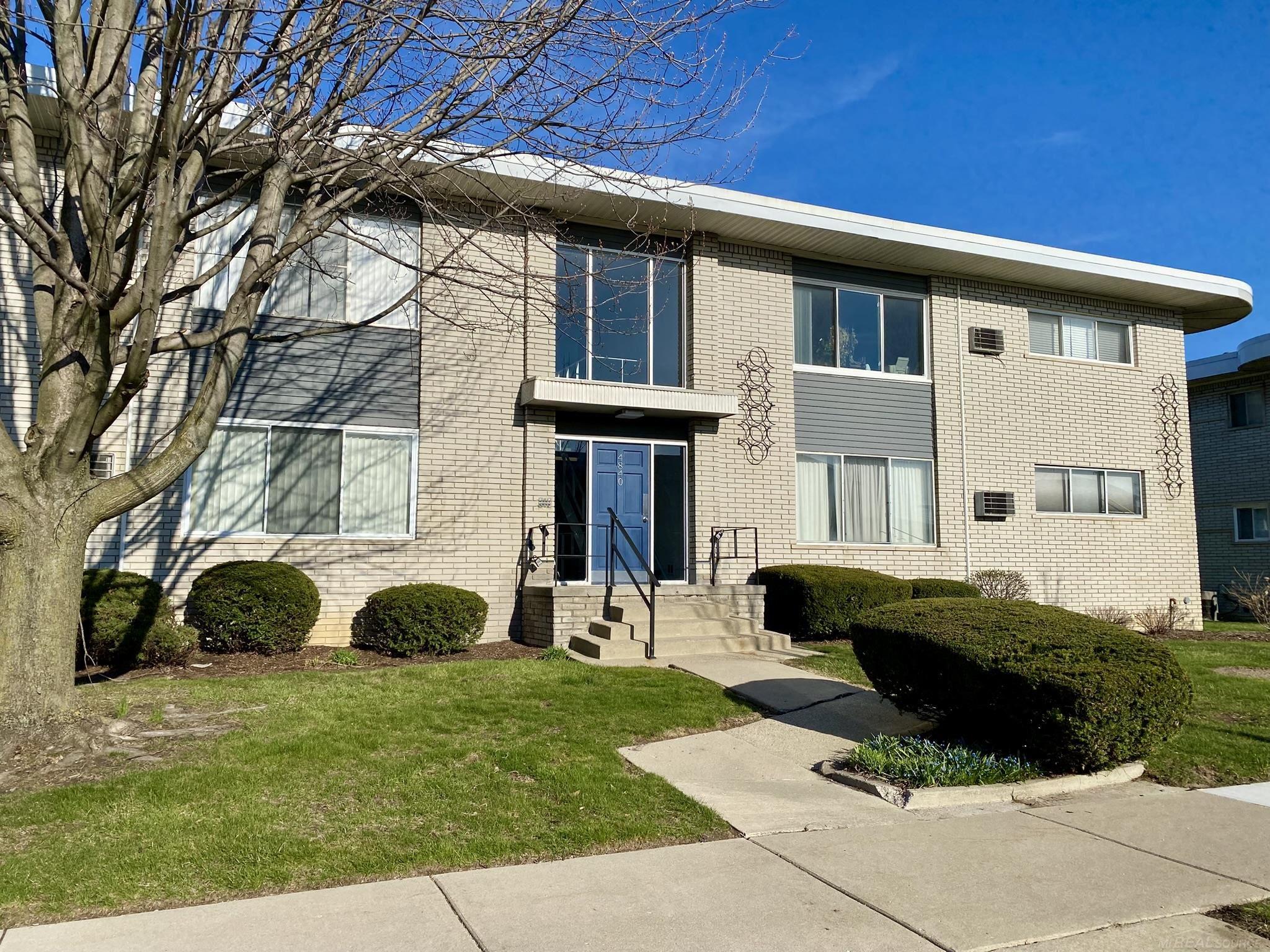 4840 Briarwood Avenue UNIT&nbsp;UNIT&nbsp;C8, Royal Oak, MI, 48073