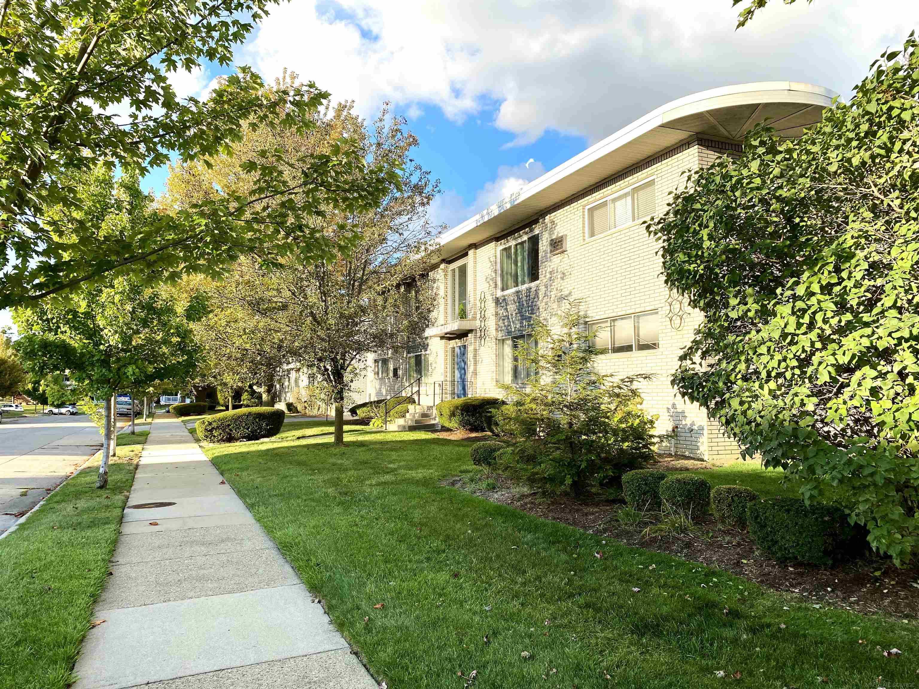 4840 Briarwood Avenue UNIT&nbsp;UNIT&nbsp;C8, Royal Oak, MI, 48073