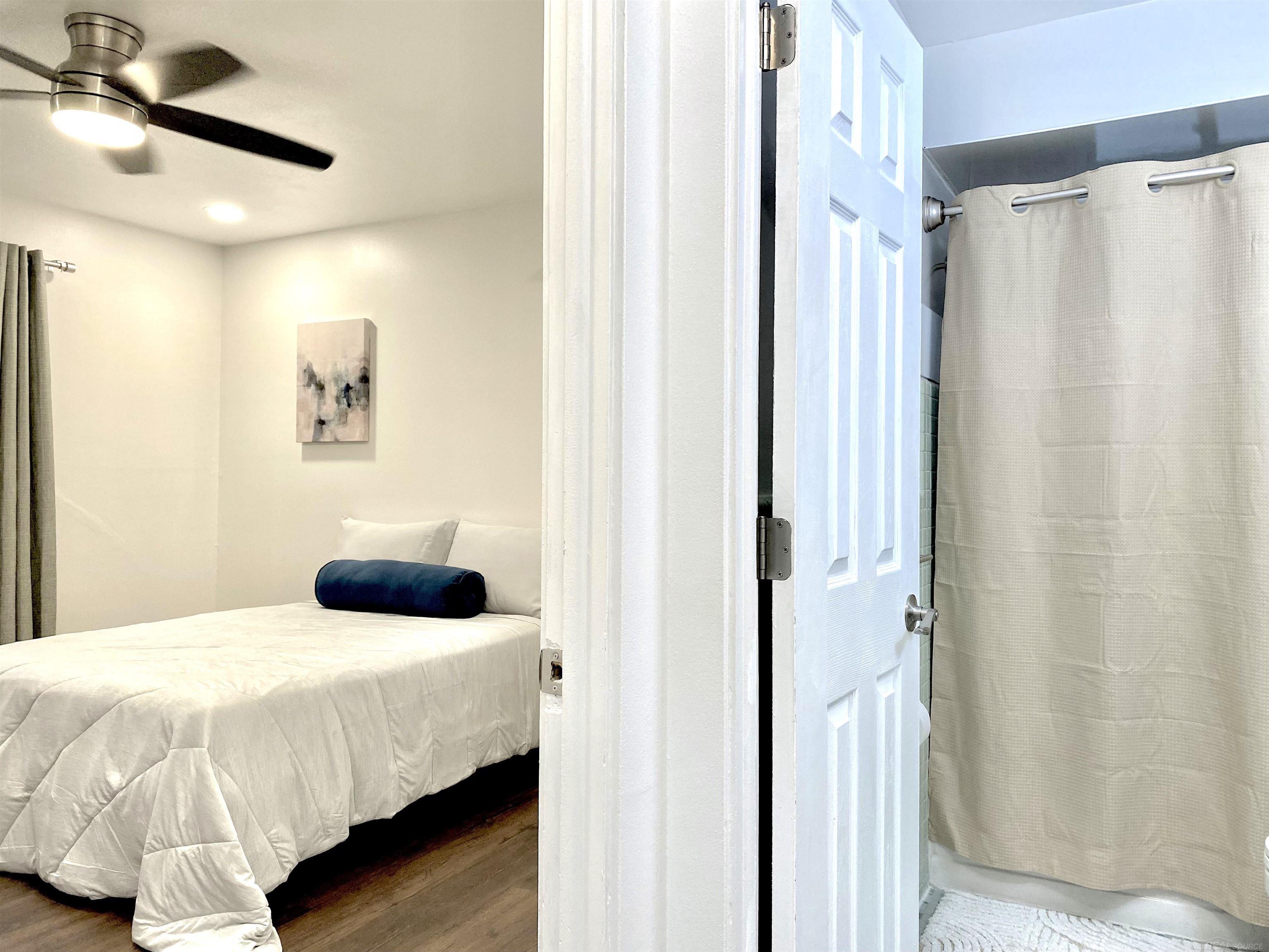 4840 Briarwood Avenue UNIT&nbsp;UNIT&nbsp;C8, Royal Oak, MI, 48073