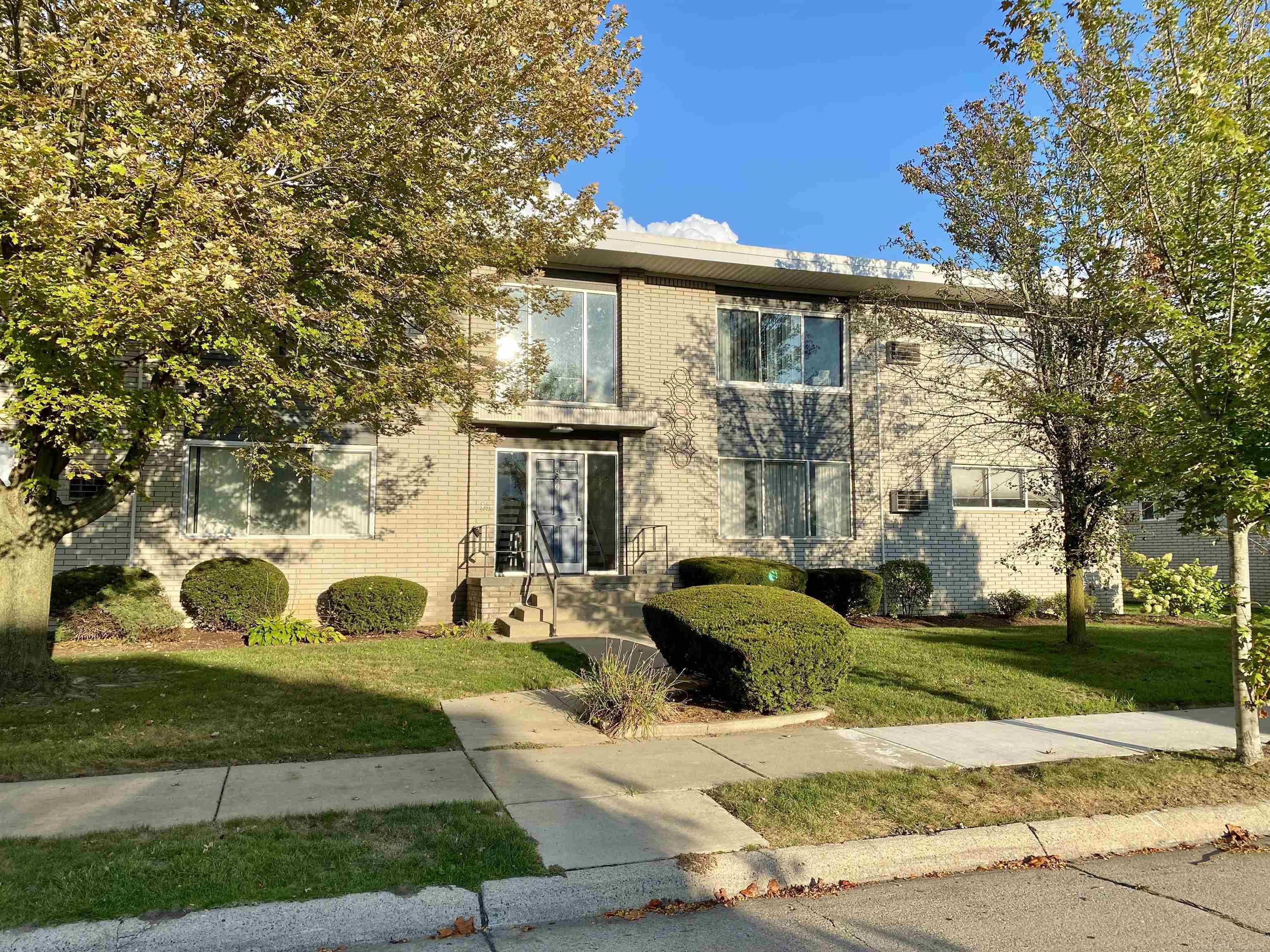 4840 Briarwood Avenue UNIT&nbsp;UNIT&nbsp;C8, Royal Oak, MI, 48073