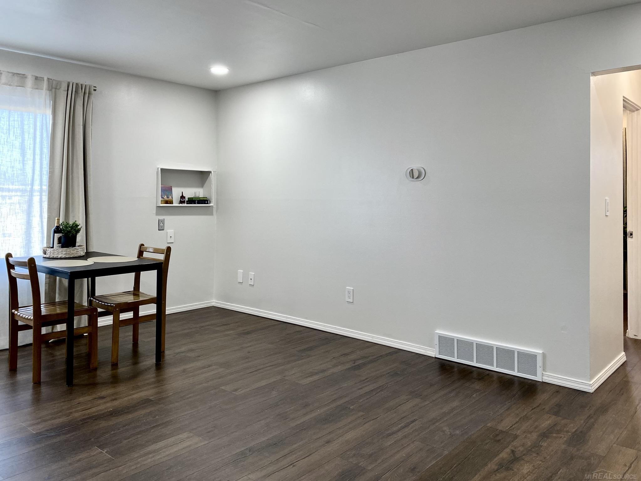 4840 Briarwood Avenue UNIT&nbsp;UNIT&nbsp;C8, Royal Oak, MI, 48073