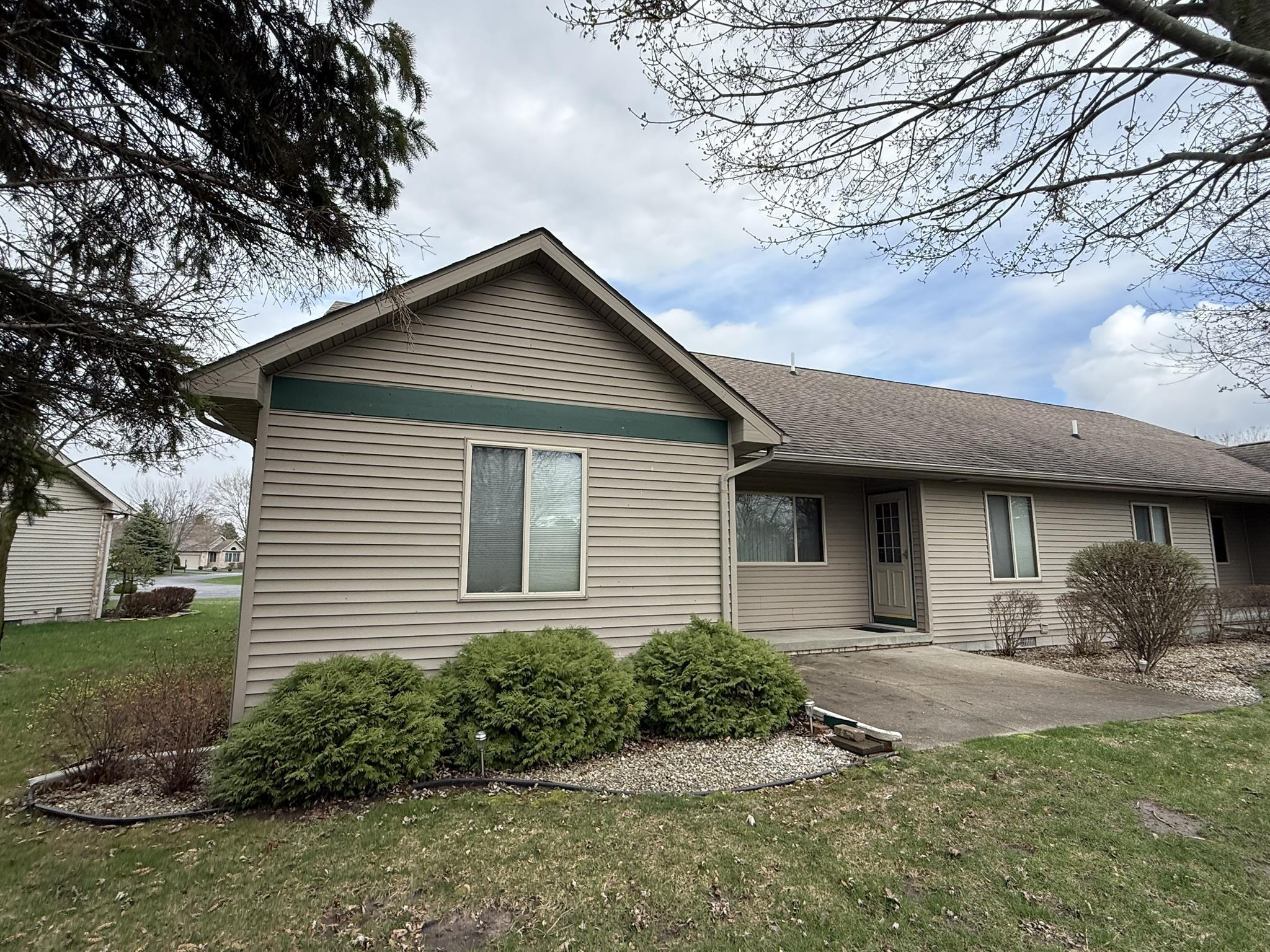 1791 Ironwood West Drive, Essexville, MI, 48732