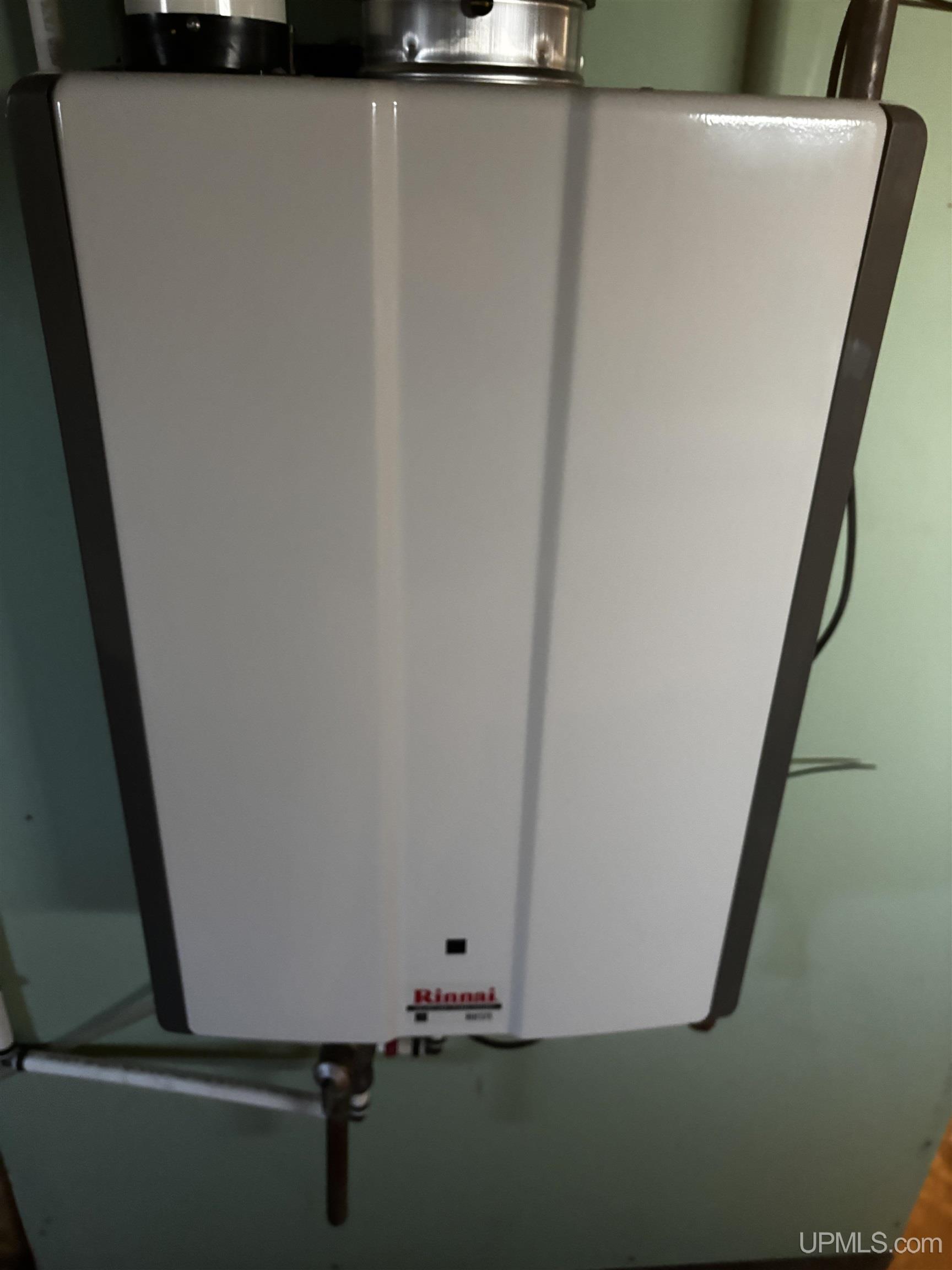 2162 Bancroft Street, Marquette, MI, 49855