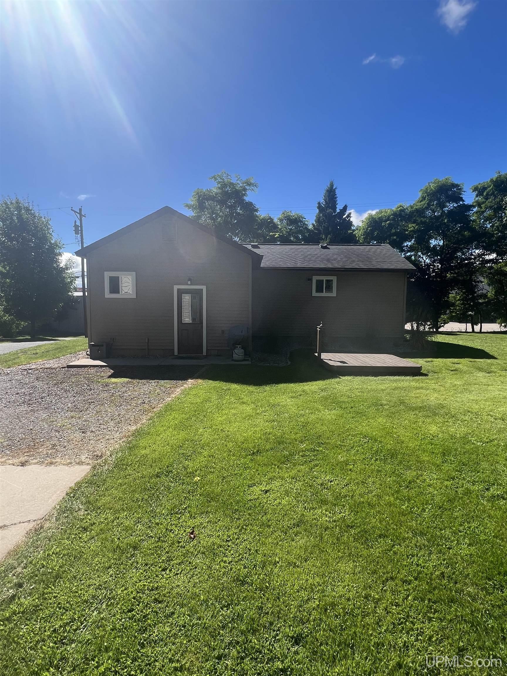 2162 Bancroft Street, Marquette, MI, 49855