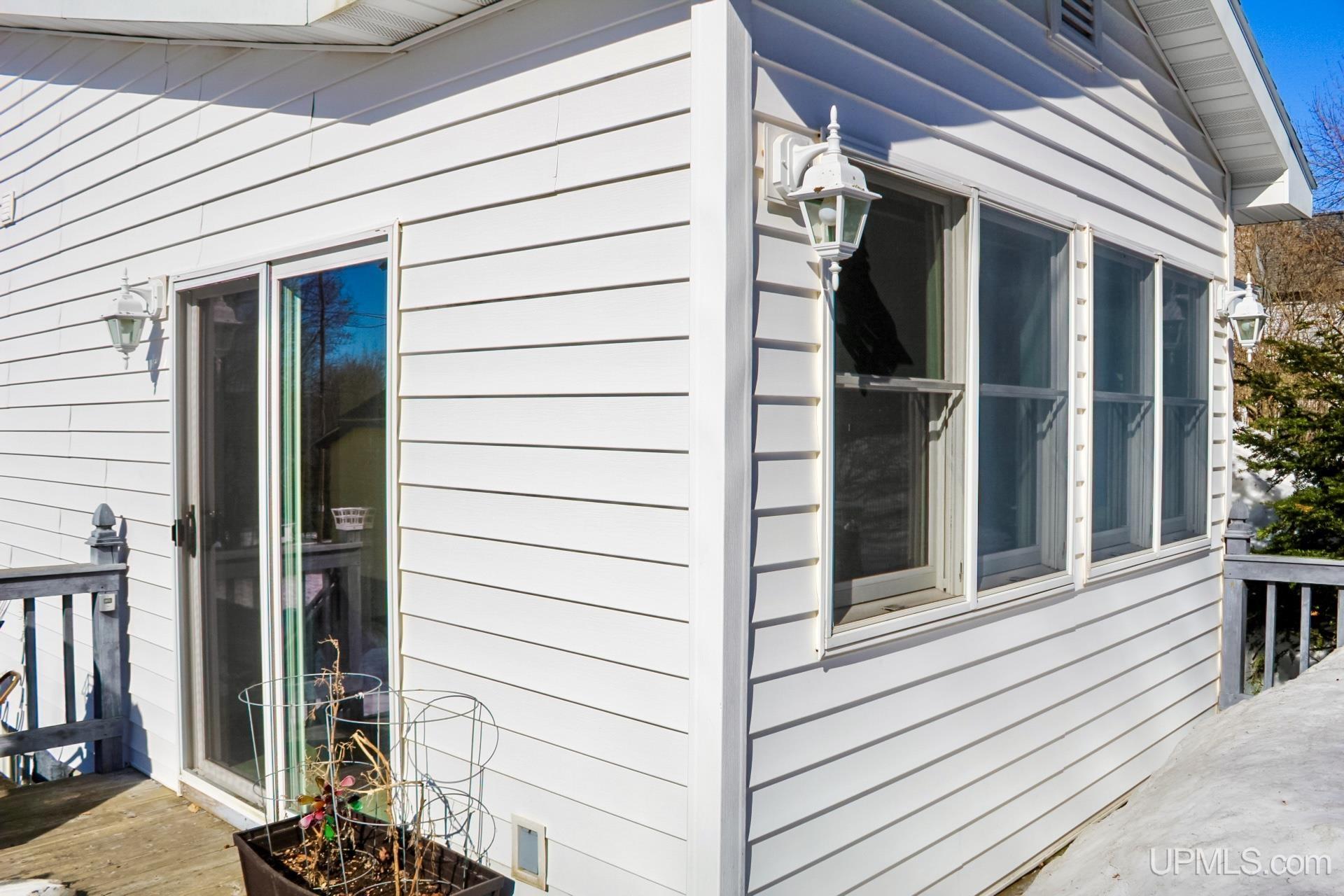 601 W Baraga Avenue, Houghton, MI, 49931