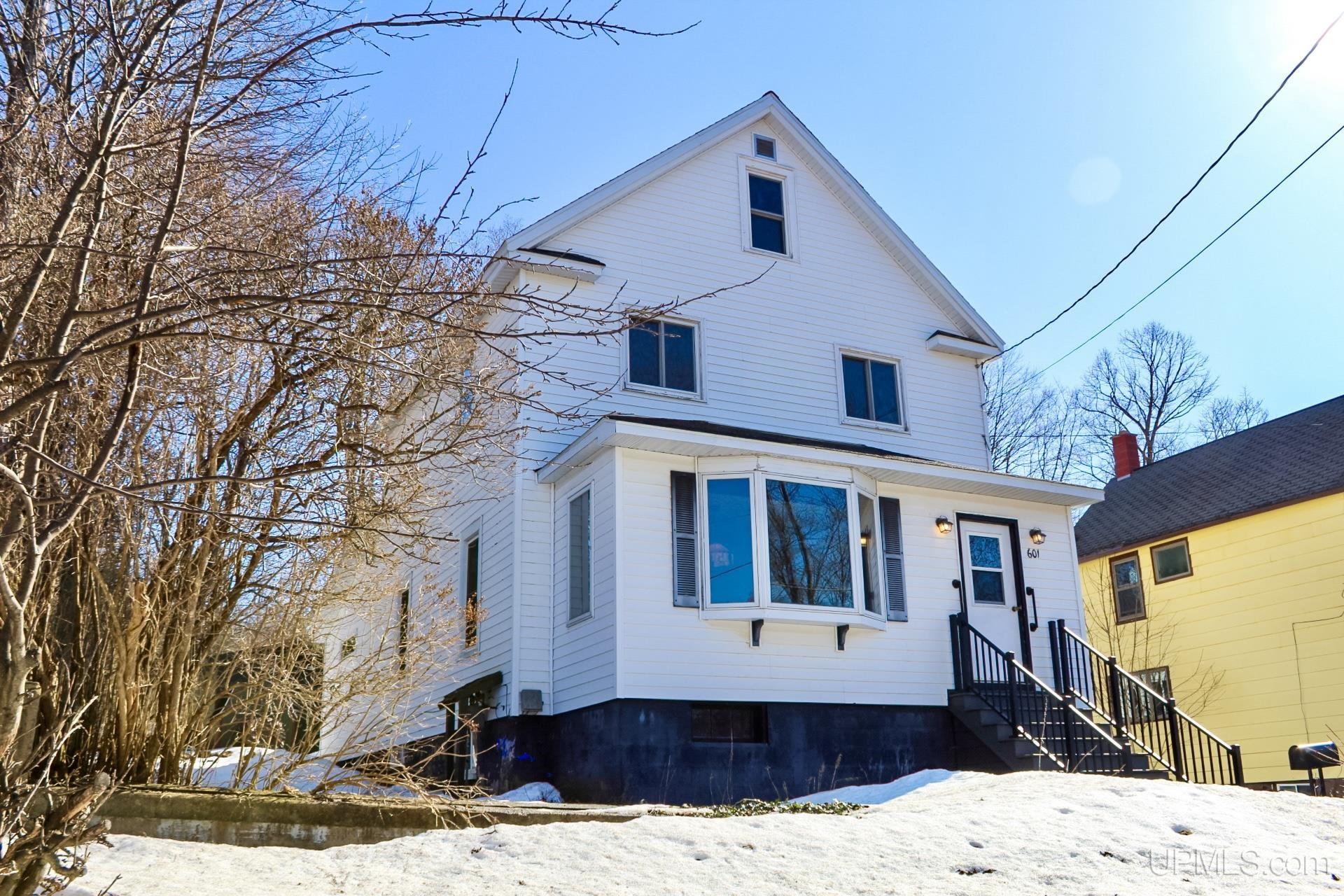 601 W Baraga Avenue, Houghton, MI, 49931