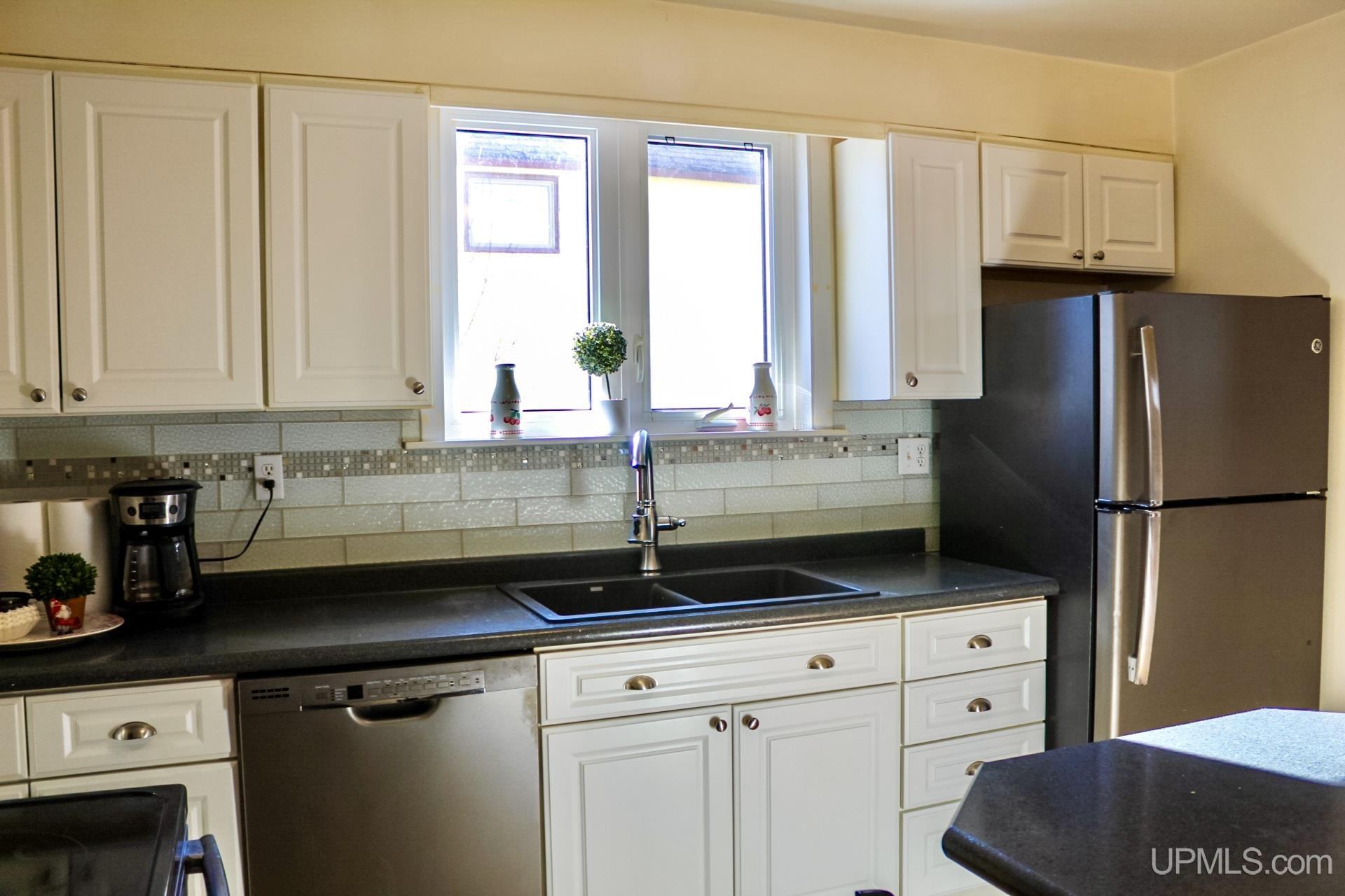 601 W Baraga Avenue, Houghton, MI, 49931