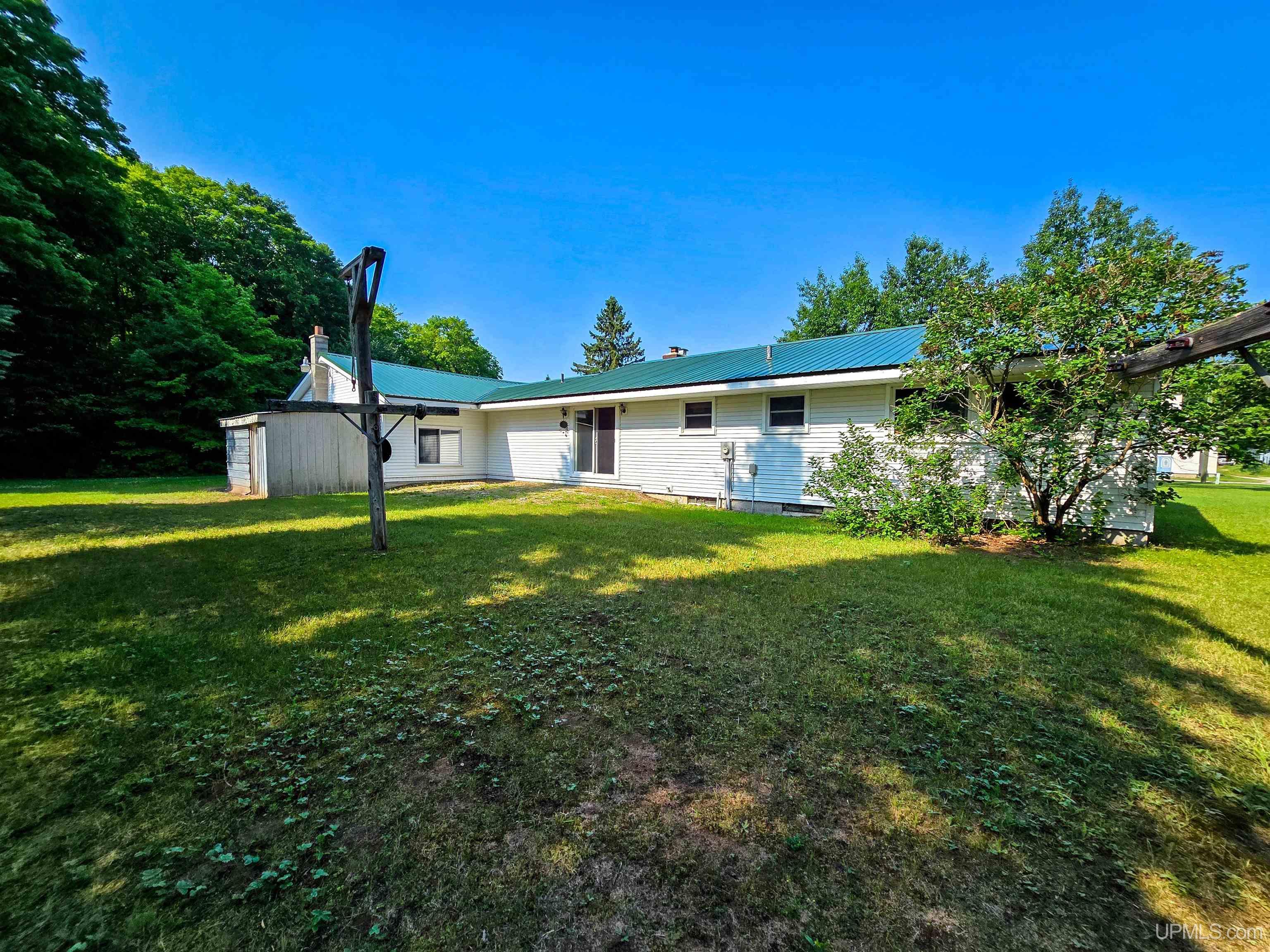 7967 Church Street, Naubinway, MI, 49762