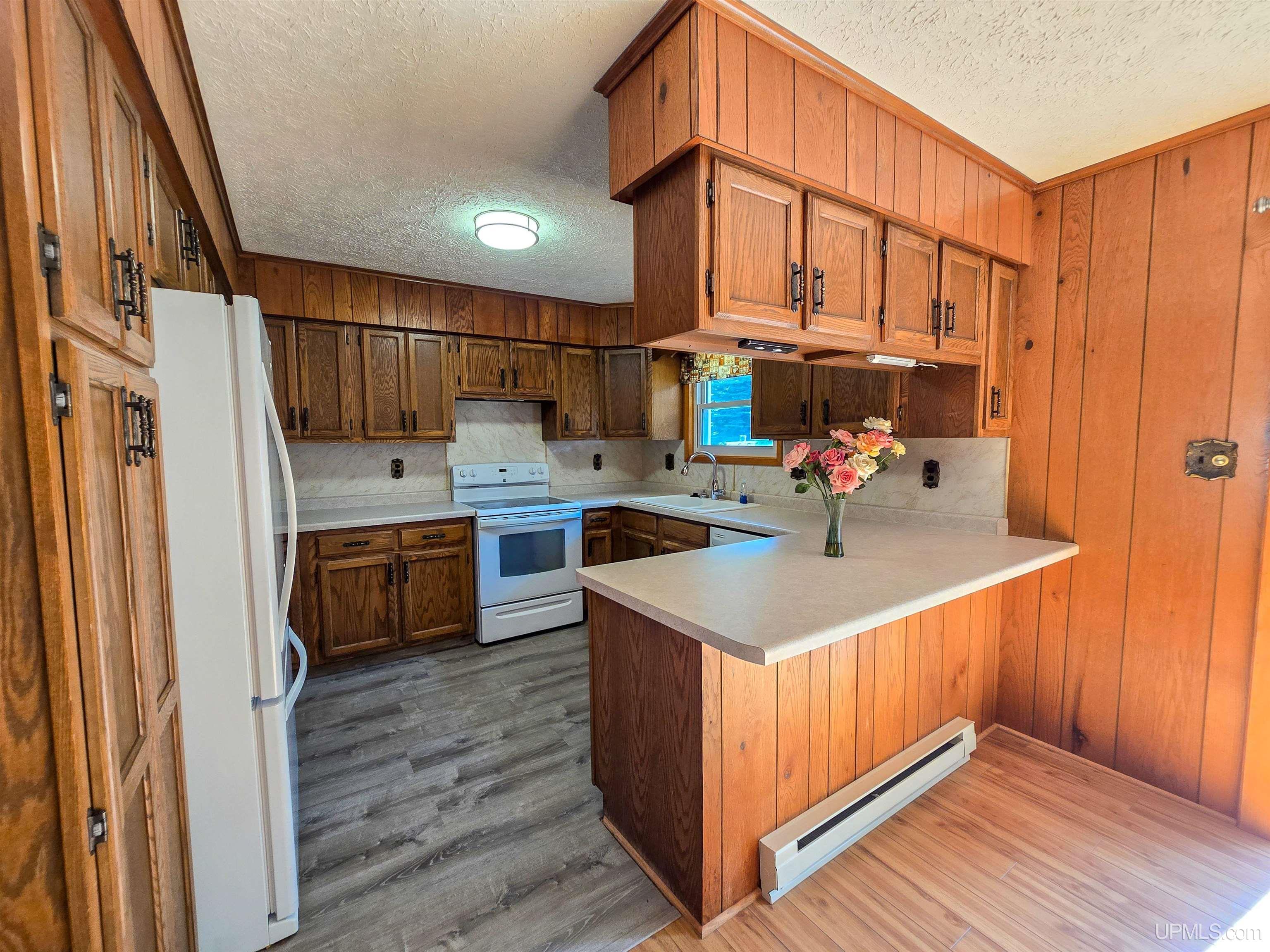 7967 Church Street, Naubinway, MI, 49762