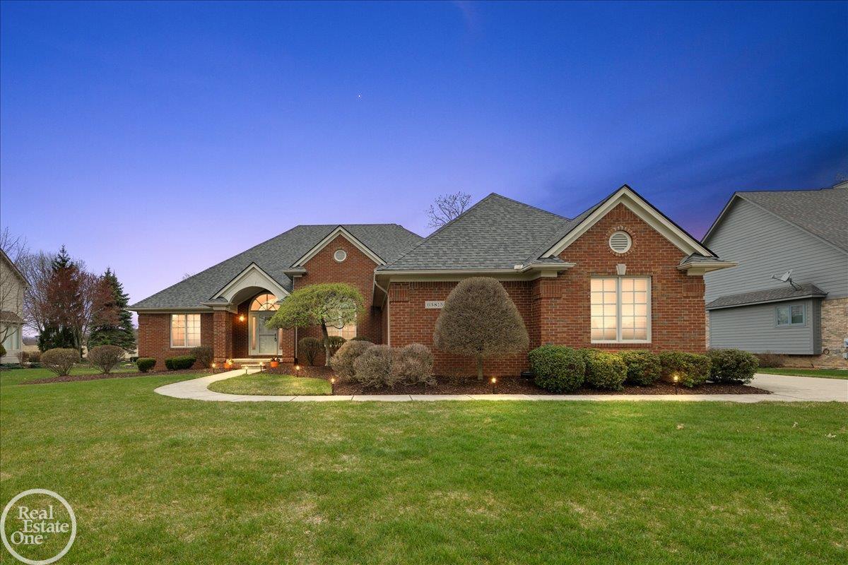 63815 Inverness Drive UNIT&nbsp;UNIT&nbsp;#53, Washington Twp, MI, 48095-2850