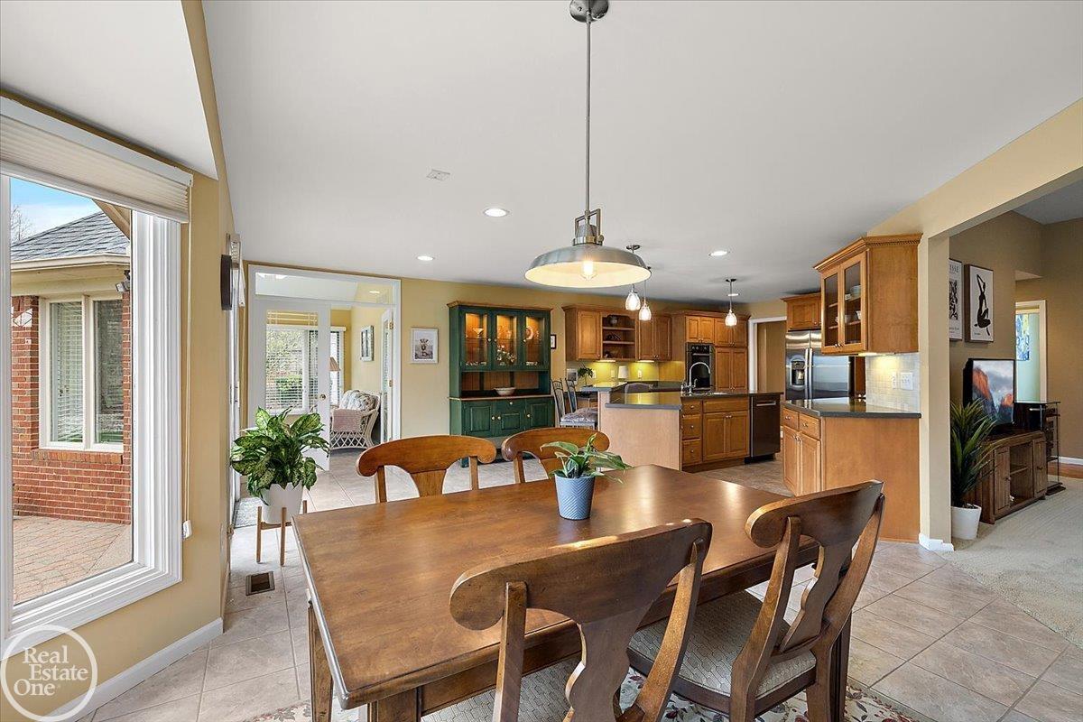 63815 Inverness Drive UNIT&nbsp;UNIT&nbsp;#53, Washington Twp, MI, 48095-2850