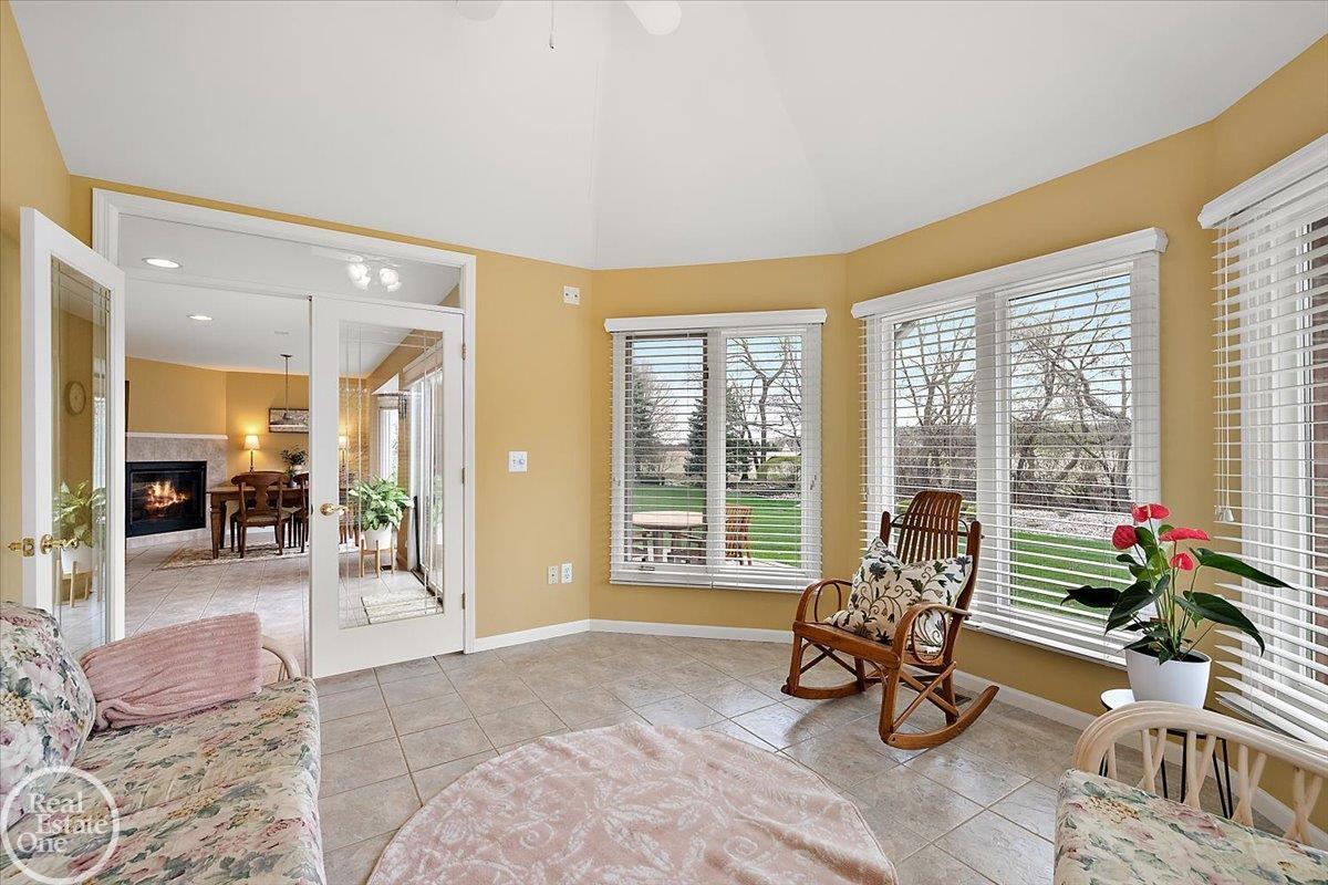 63815 Inverness Drive UNIT&nbsp;UNIT&nbsp;#53, Washington Twp, MI, 48095-2850