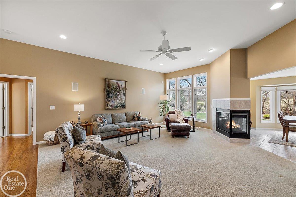 63815 Inverness Drive UNIT&nbsp;UNIT&nbsp;#53, Washington Twp, MI, 48095-2850