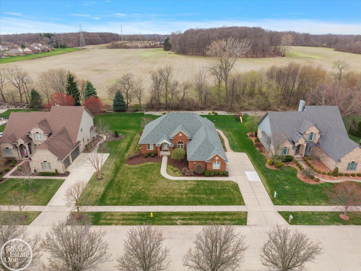 63815 Inverness Drive UNIT&nbsp;UNIT&nbsp;#53, Washington Twp, MI, 48095-2850