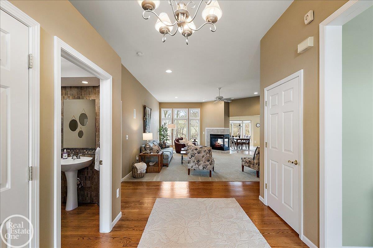 63815 Inverness Drive UNIT&nbsp;UNIT&nbsp;#53, Washington Twp, MI, 48095-2850