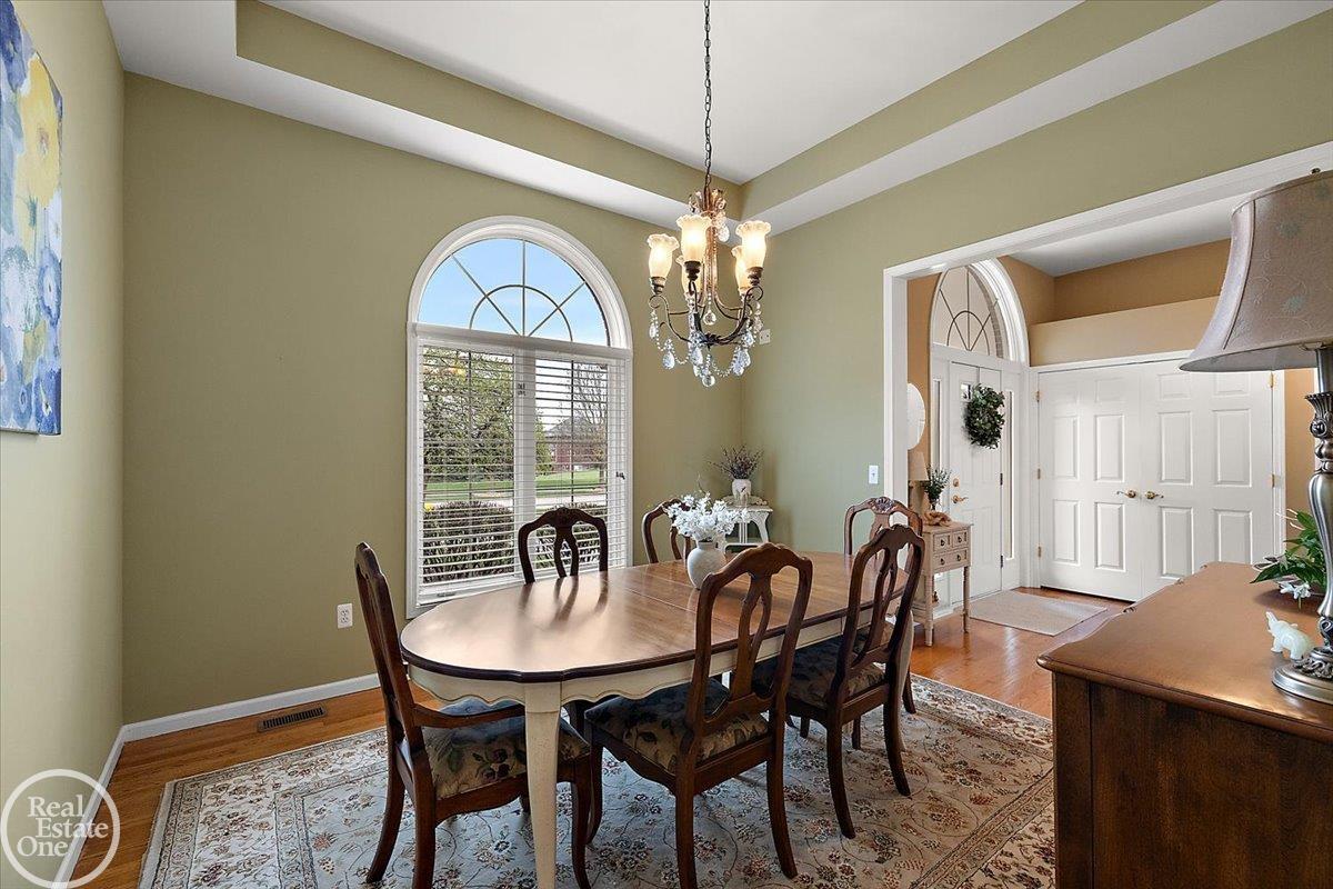 63815 Inverness Drive UNIT&nbsp;UNIT&nbsp;#53, Washington Twp, MI, 48095-2850