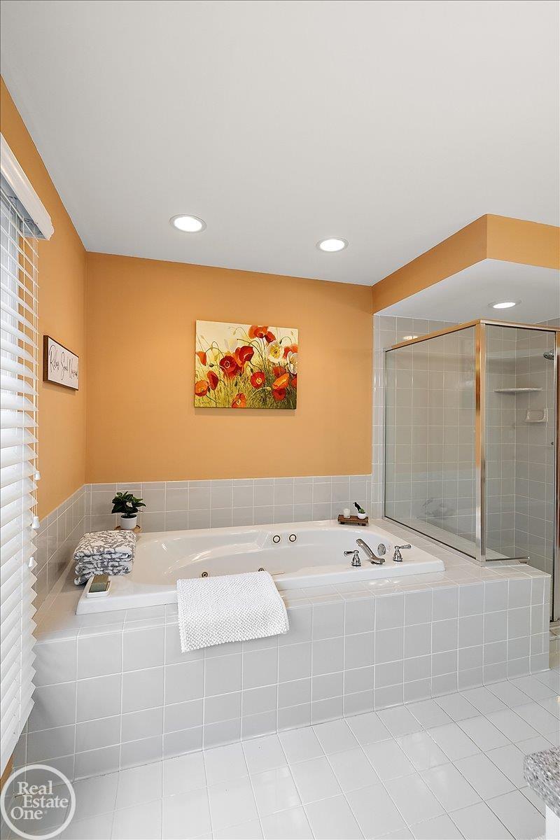 63815 Inverness Drive UNIT&nbsp;UNIT&nbsp;#53, Washington Twp, MI, 48095-2850