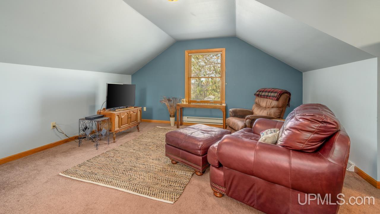 350 Evergreen Drive, Kingsford, MI, 49802