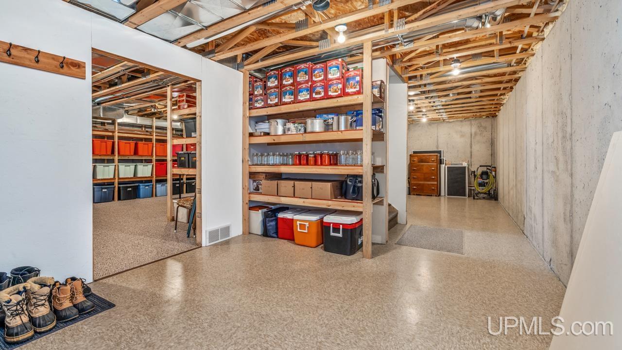 350 Evergreen Drive, Kingsford, MI, 49802