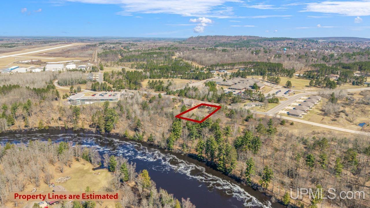 350 Evergreen Drive, Kingsford, MI, 49802