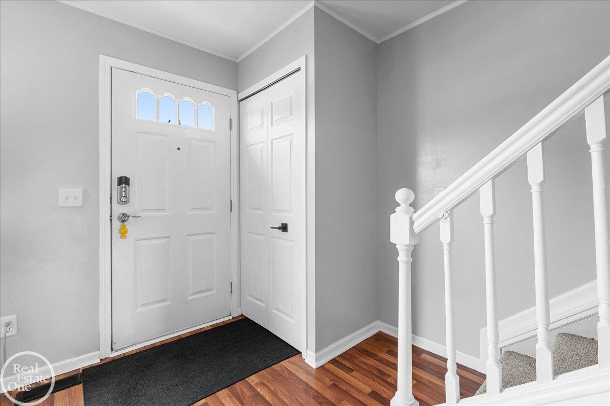 28070 Coleridge Street, Harrison Twp, MI, 48045