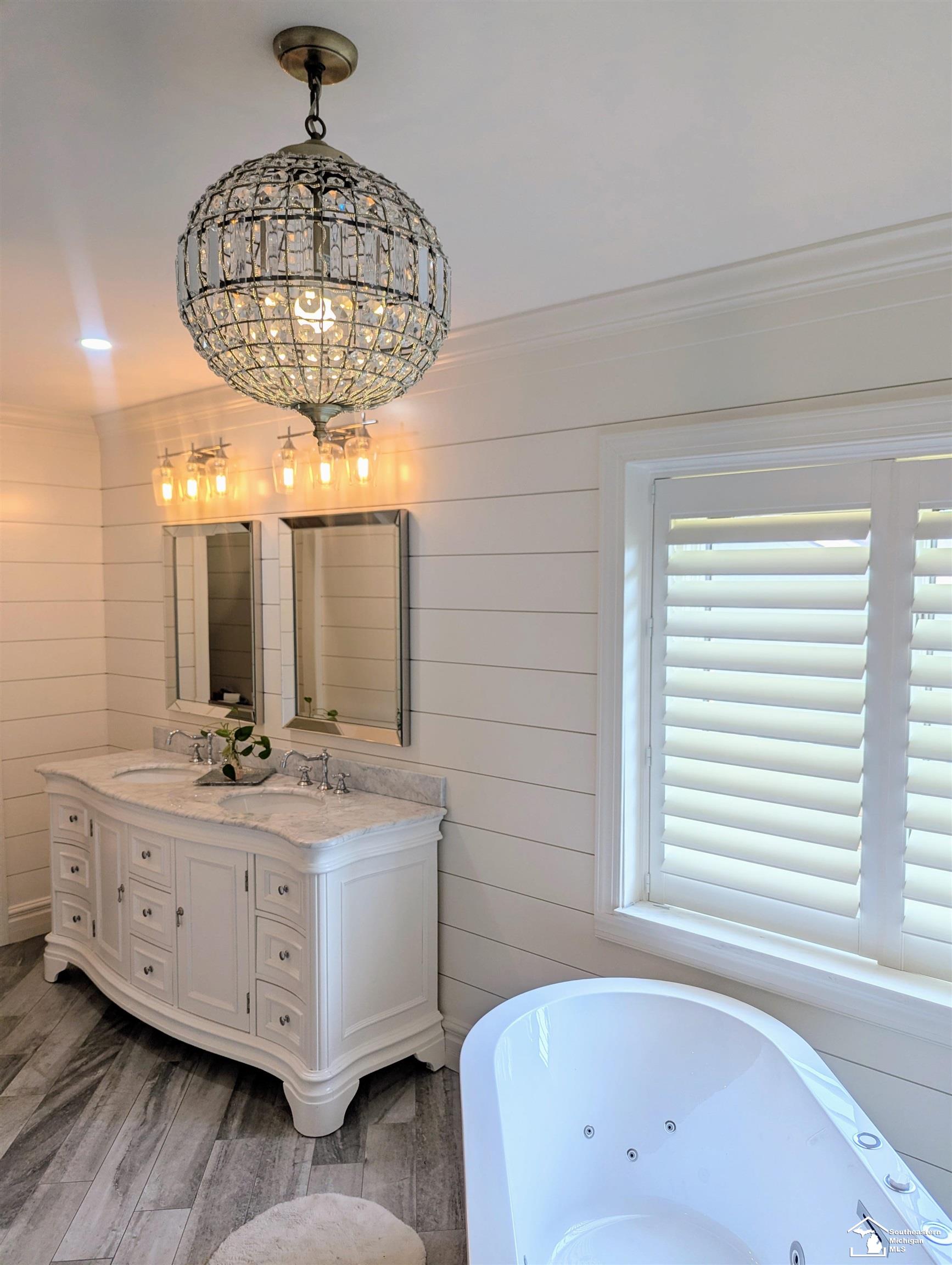 8908 Sarah Lane, Grosse Ile, MI, 48138