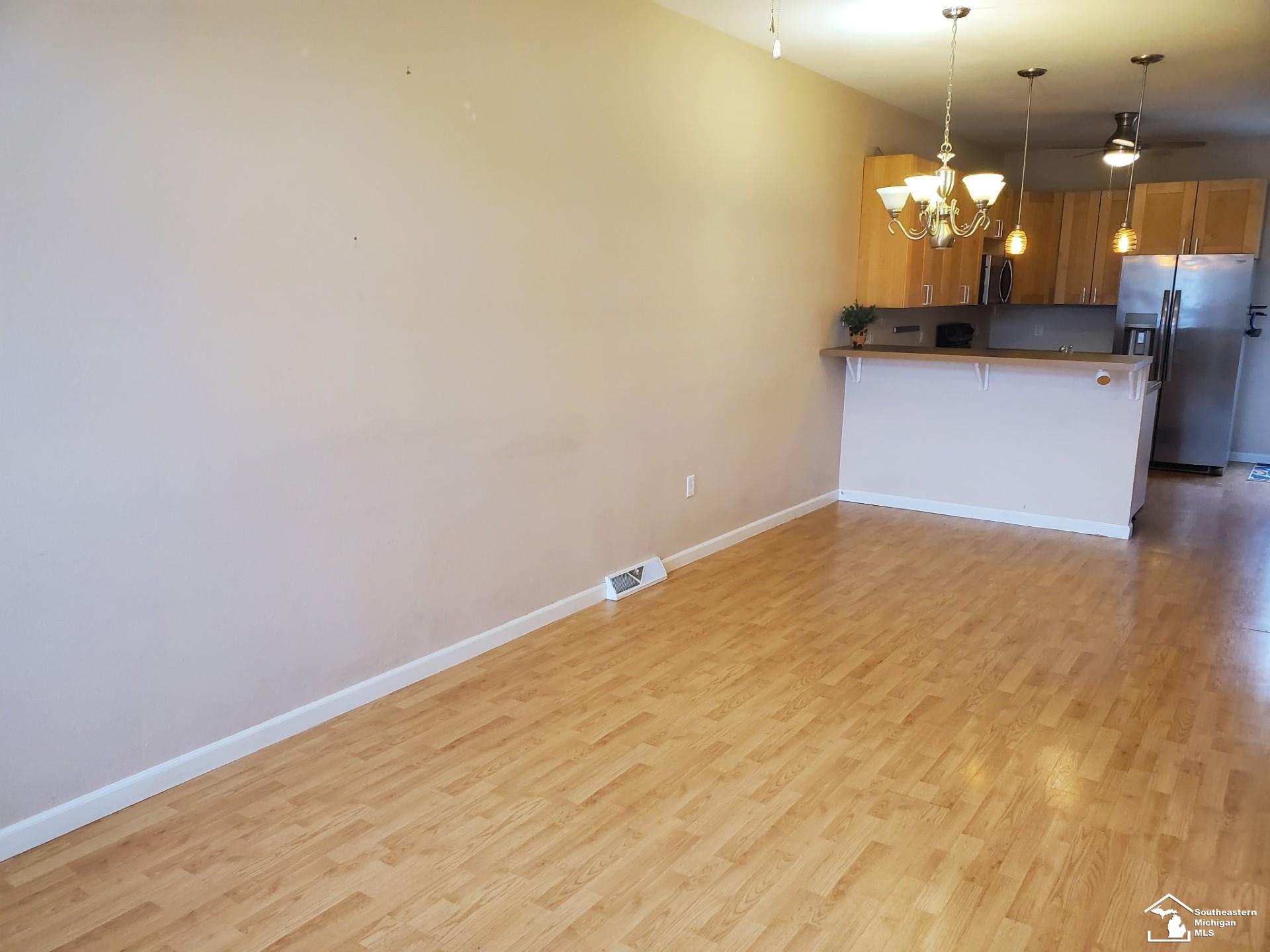 507 Mackinaw Trail, Luna Pier, MI, 48157