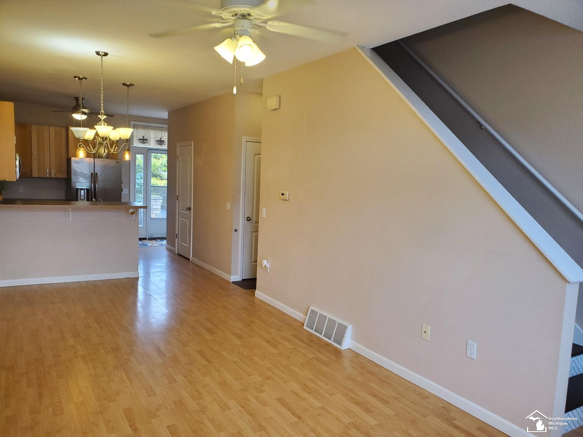 507 Mackinaw Trail, Luna Pier, MI, 48157